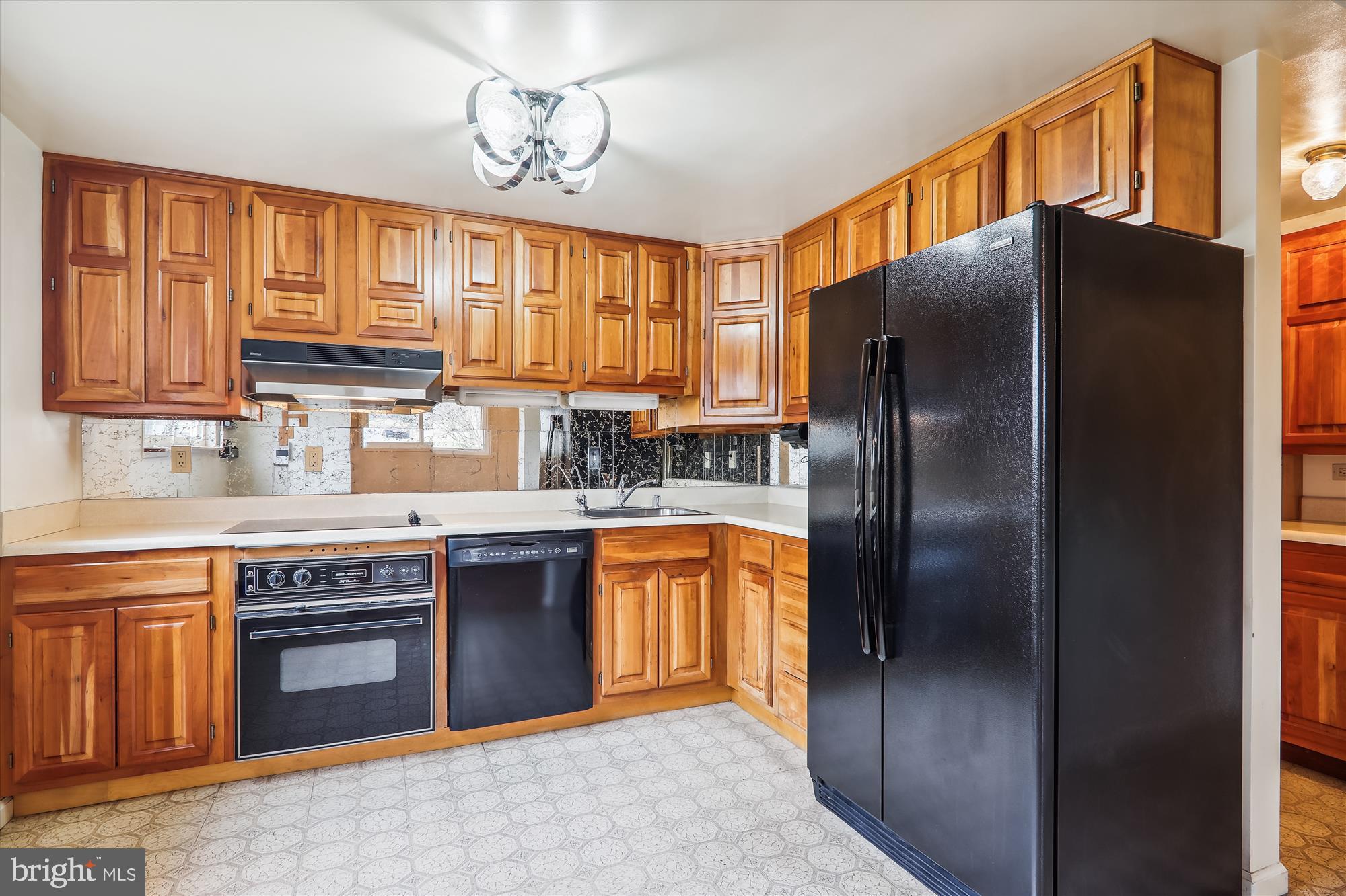 COLLEGE PARK ESTATES - Residential