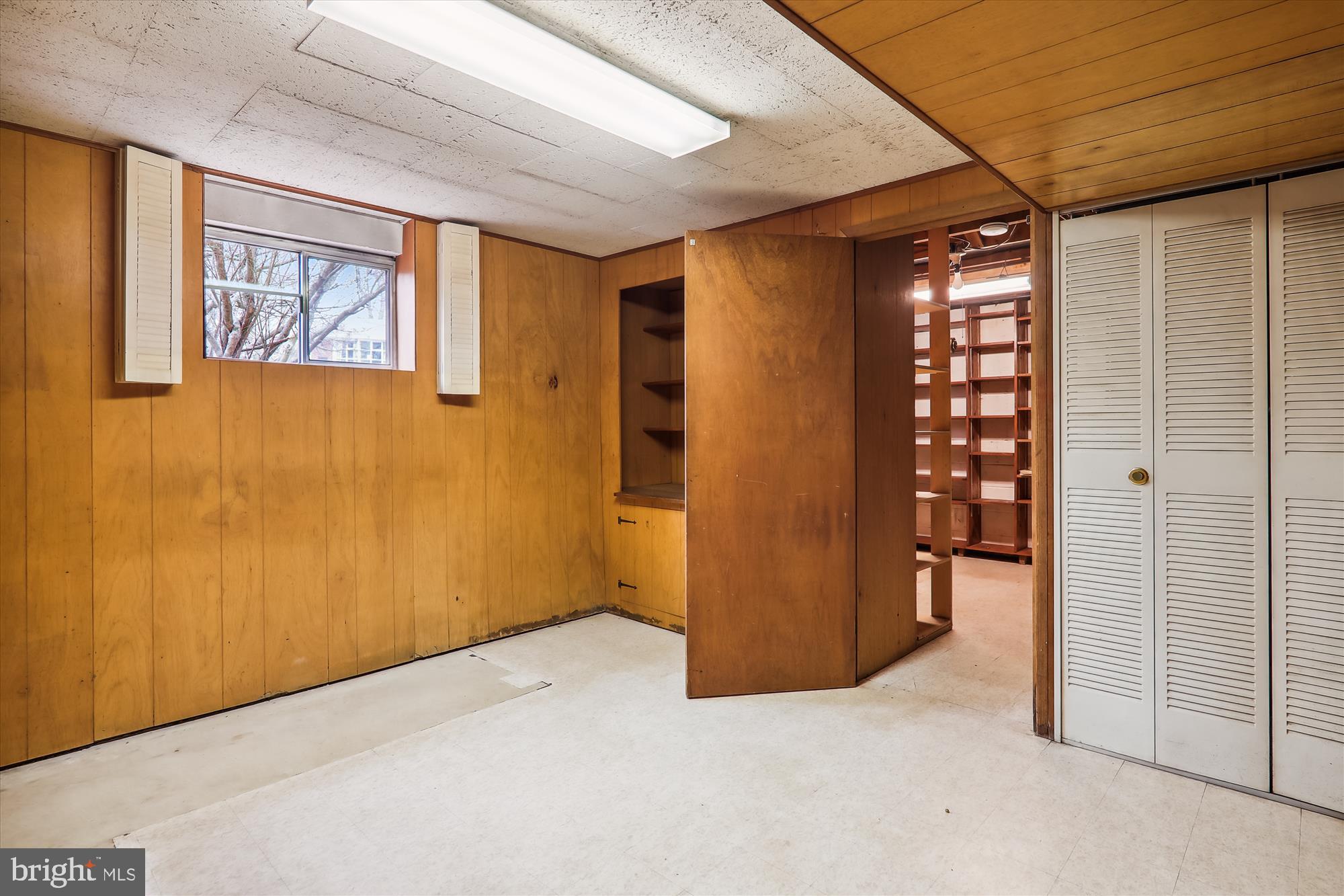 COLLEGE PARK ESTATES - Residential