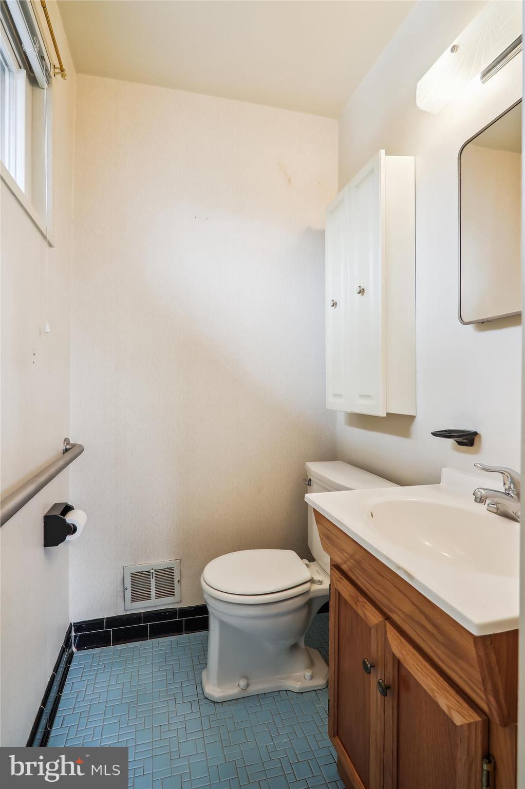 COLLEGE PARK ESTATES - Residential