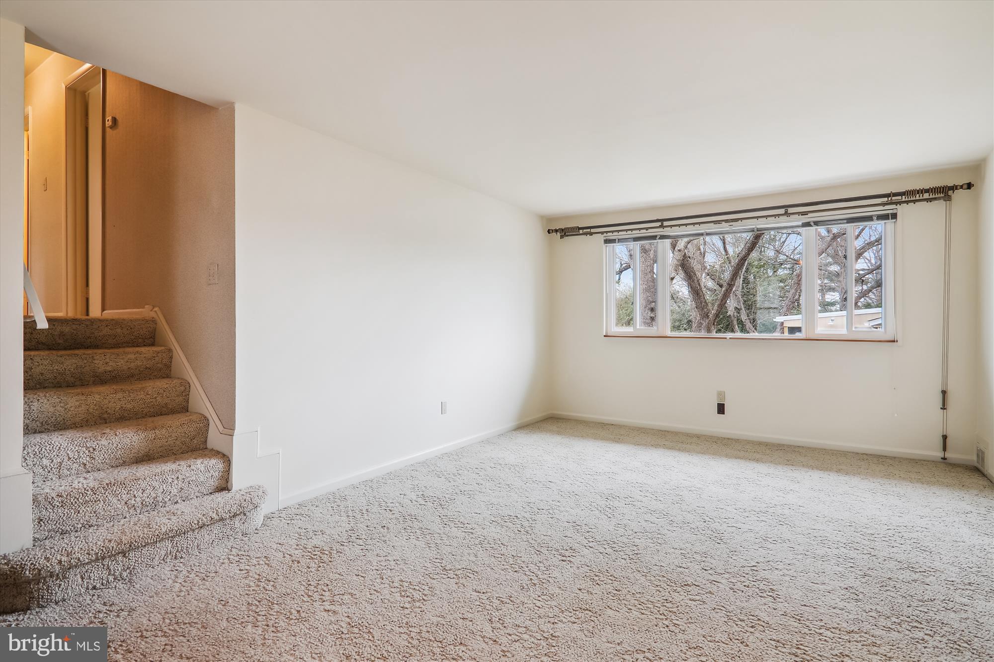 COLLEGE PARK ESTATES - Residential