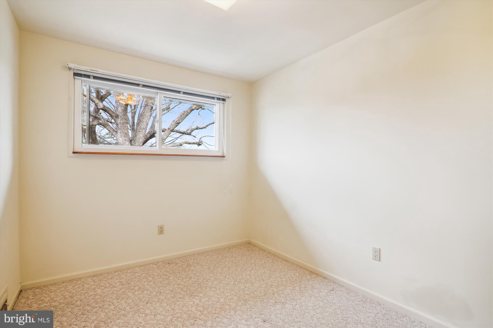 COLLEGE PARK ESTATES - Residential