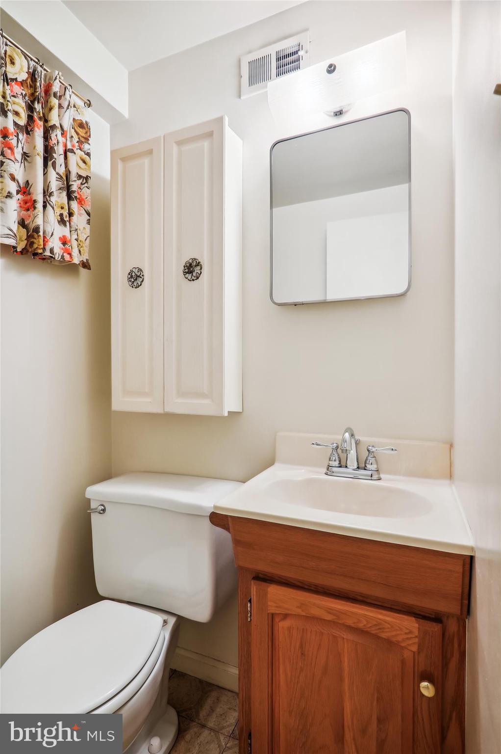 COLLEGE PARK ESTATES - Residential