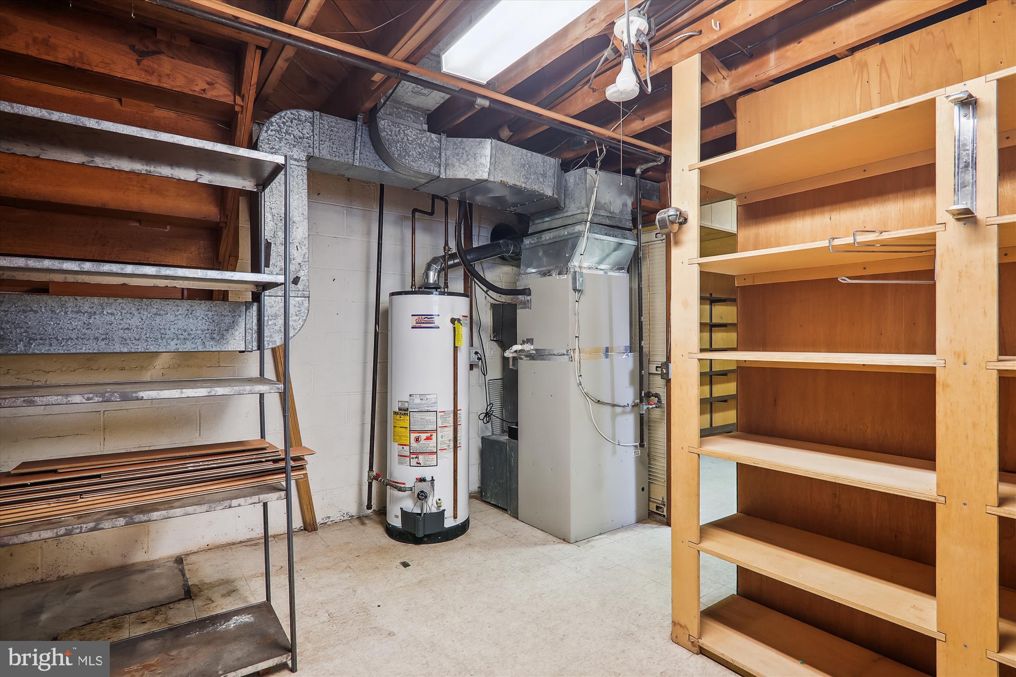 COLLEGE PARK ESTATES - Residential