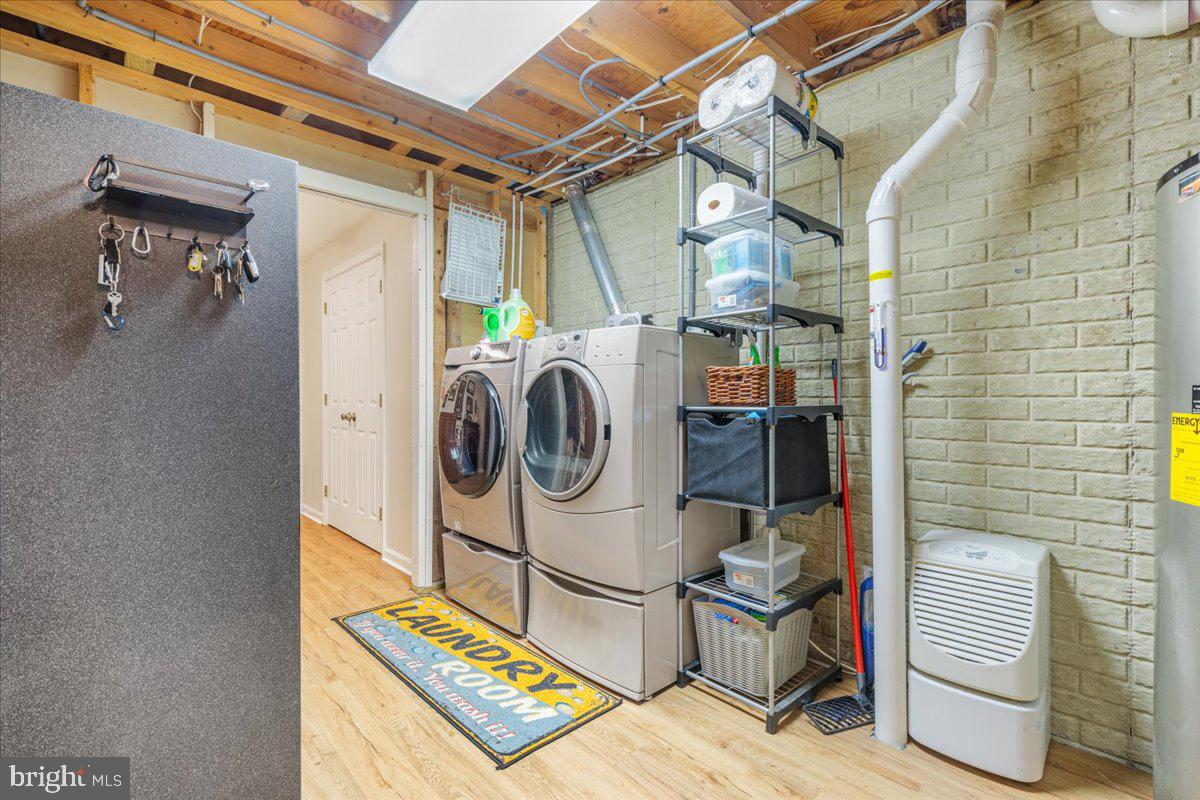 SHENANDOAH  SHORES - Residential