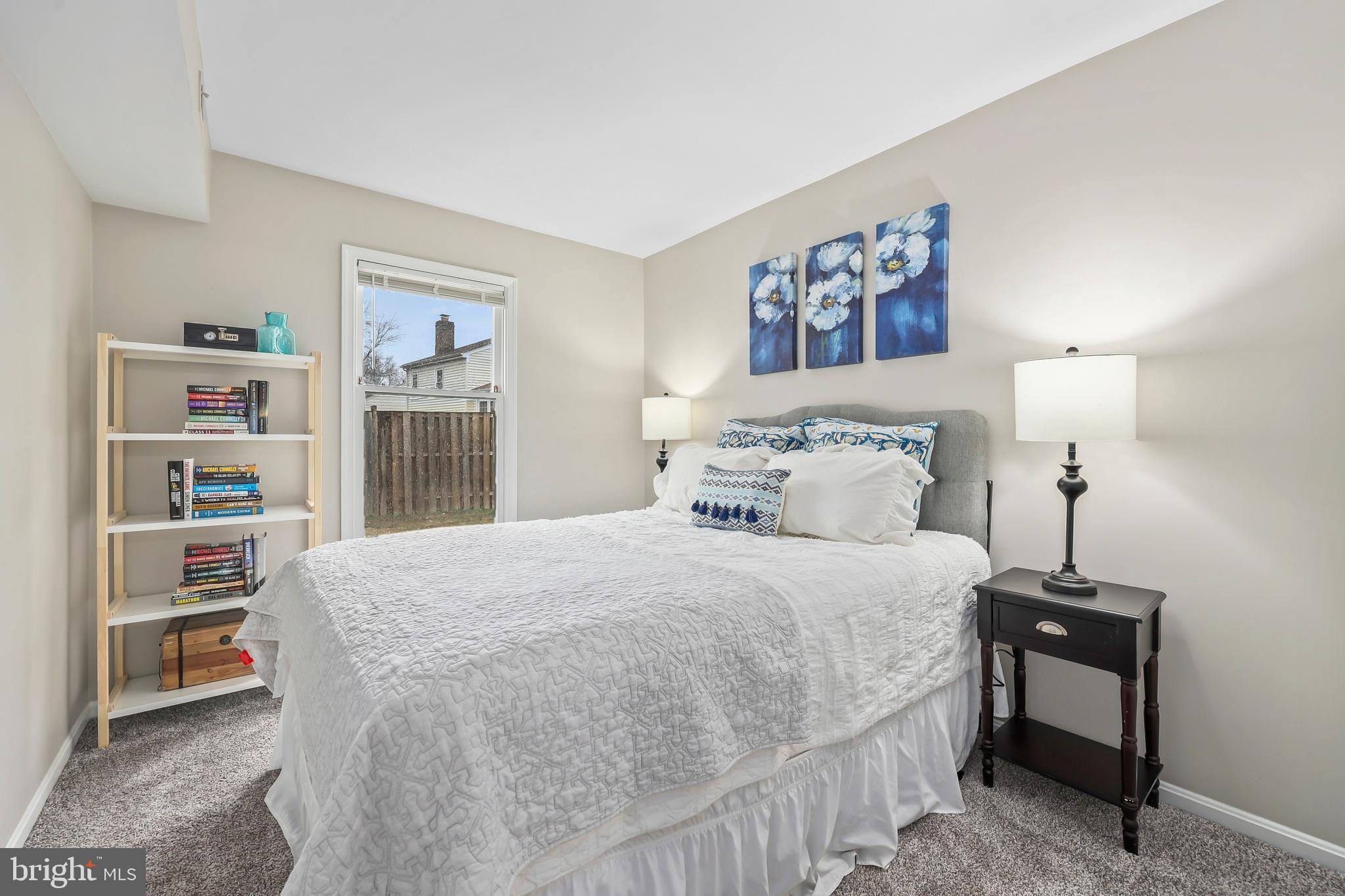 STONEYBROOKE - Residential