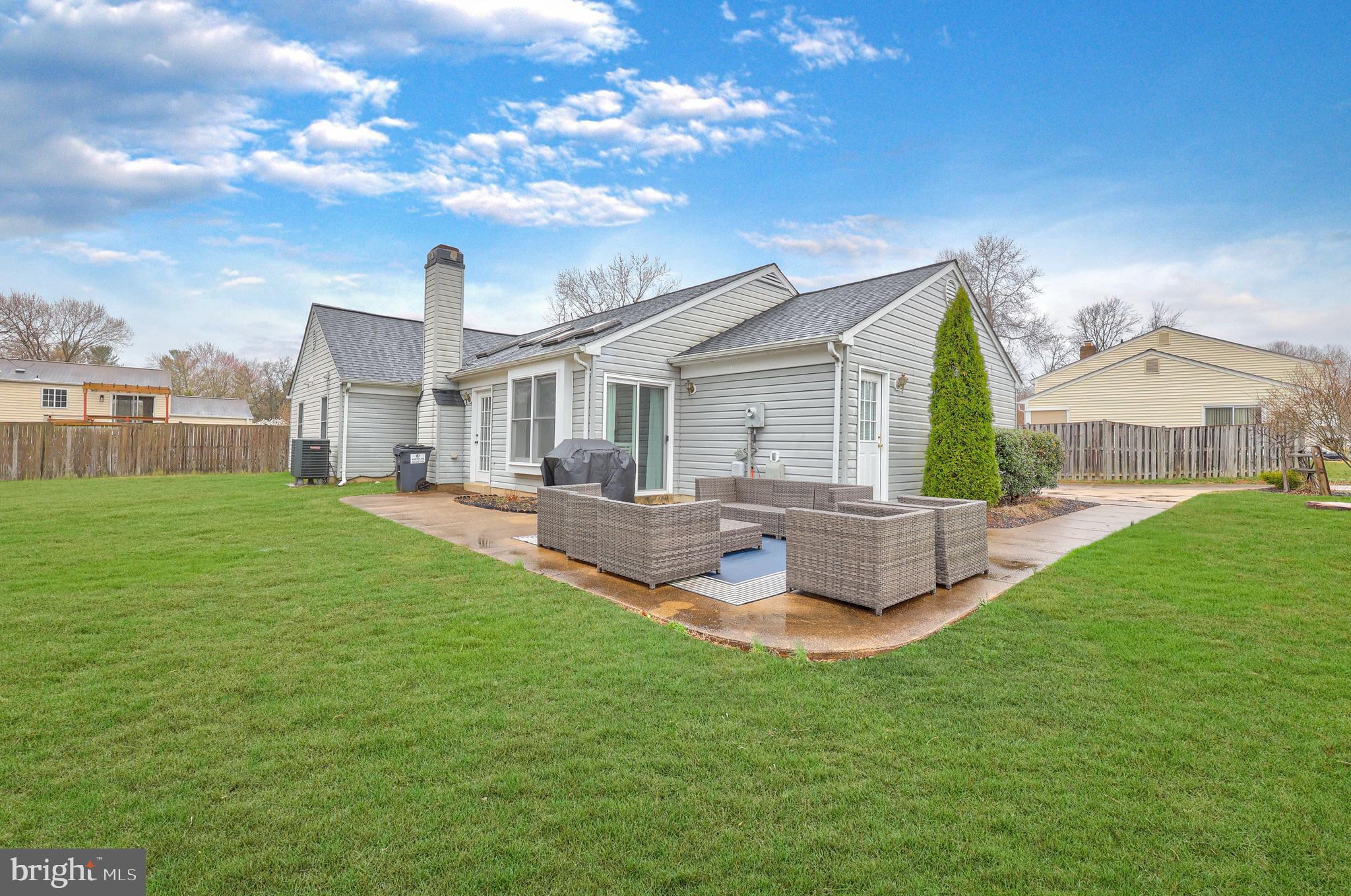 STONEYBROOKE - Residential