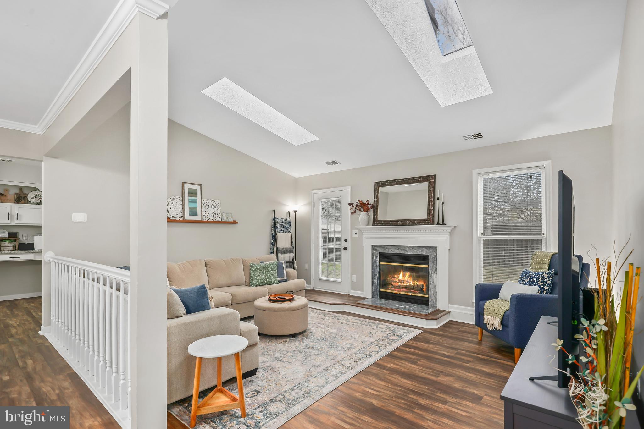 6922 LODESTONE COURT