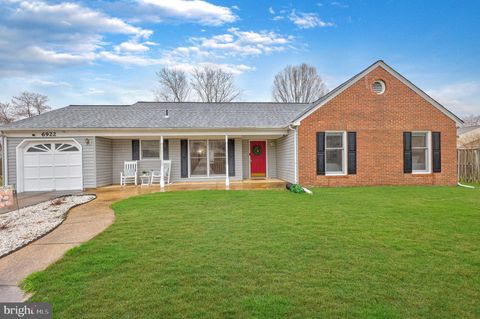 Photo of 6922 Lodestone Court, ALEXANDRIA, VA 22306 (MLS # VAFX2296136)