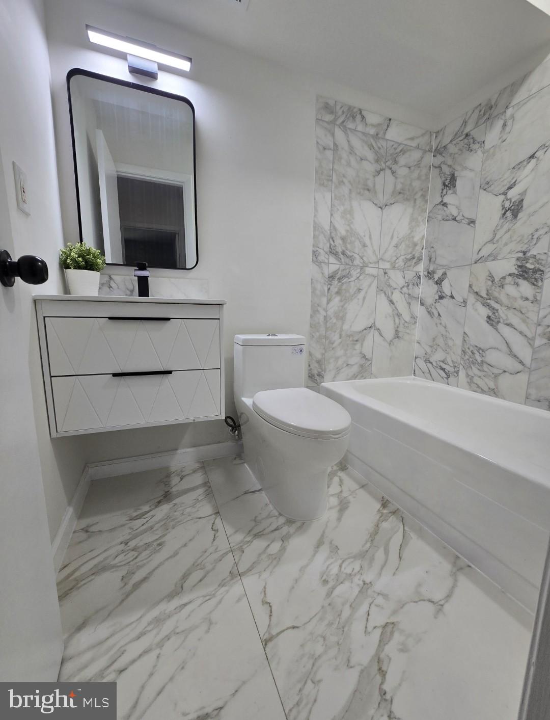 PINEWOOD LAWNS - Residential