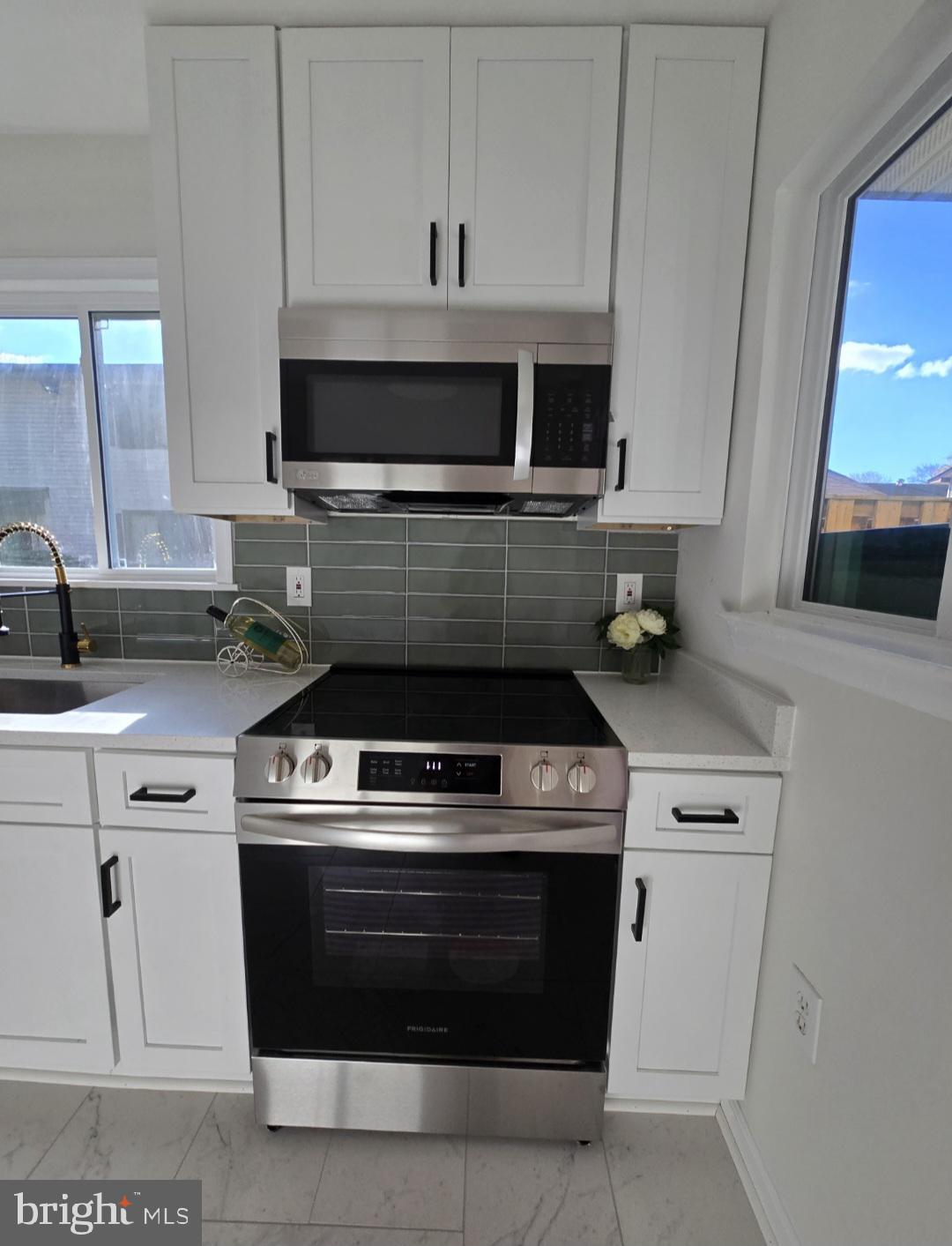 PINEWOOD LAWNS - Residential