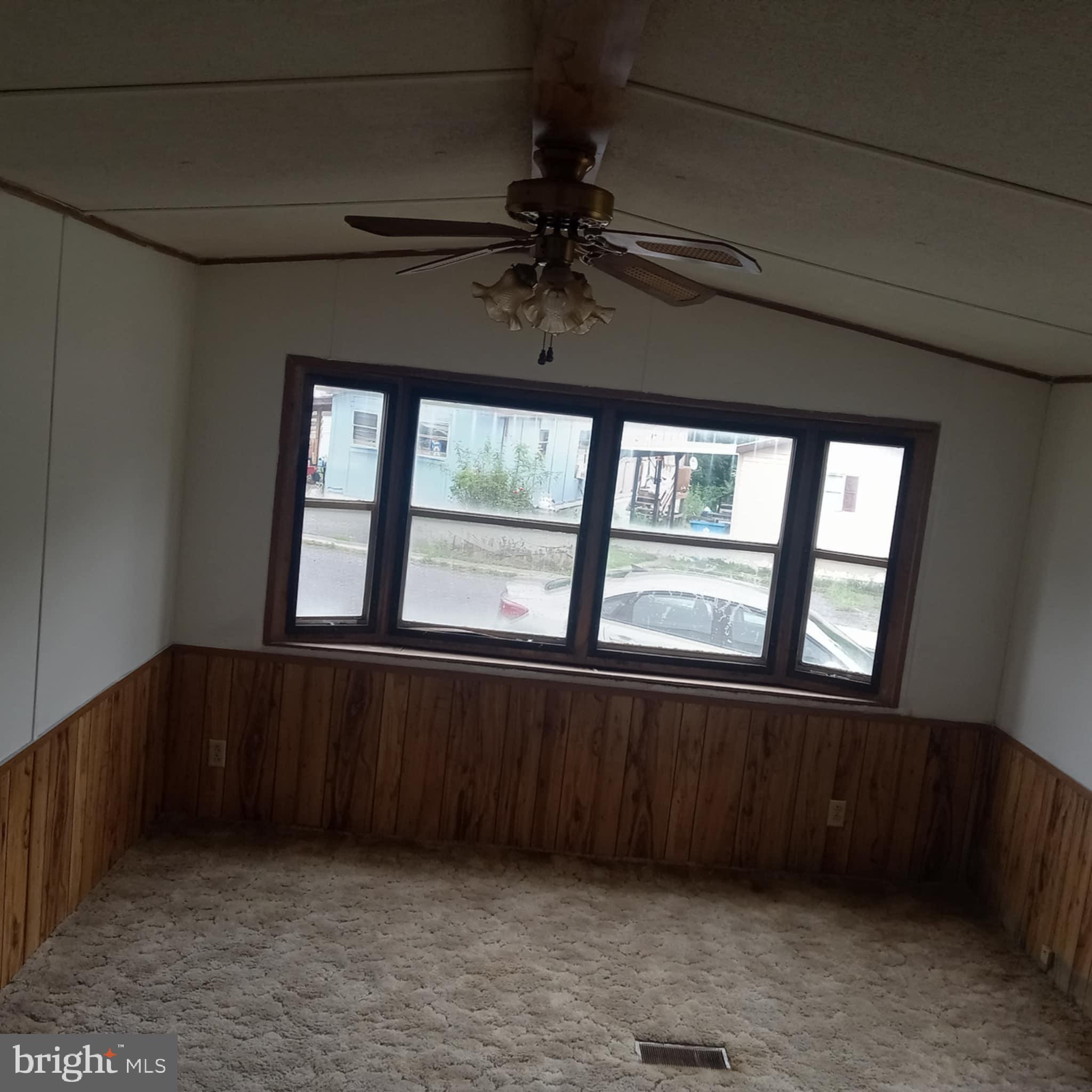 SILVER SPRING - Residential