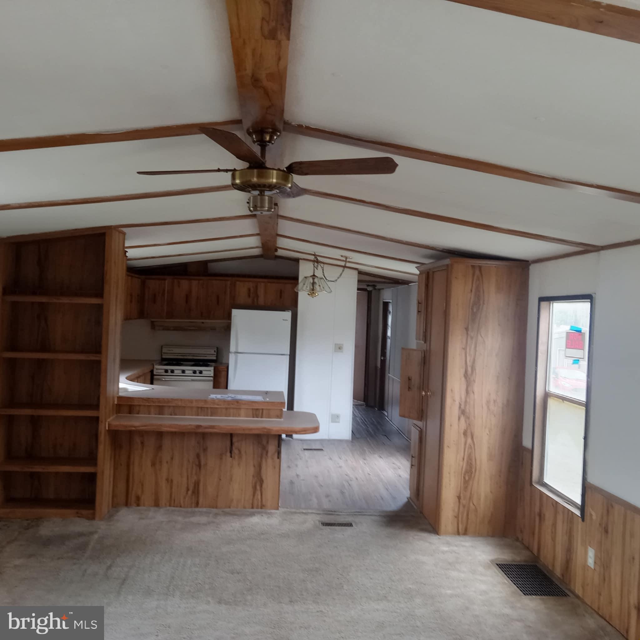 SILVER SPRING - Residential