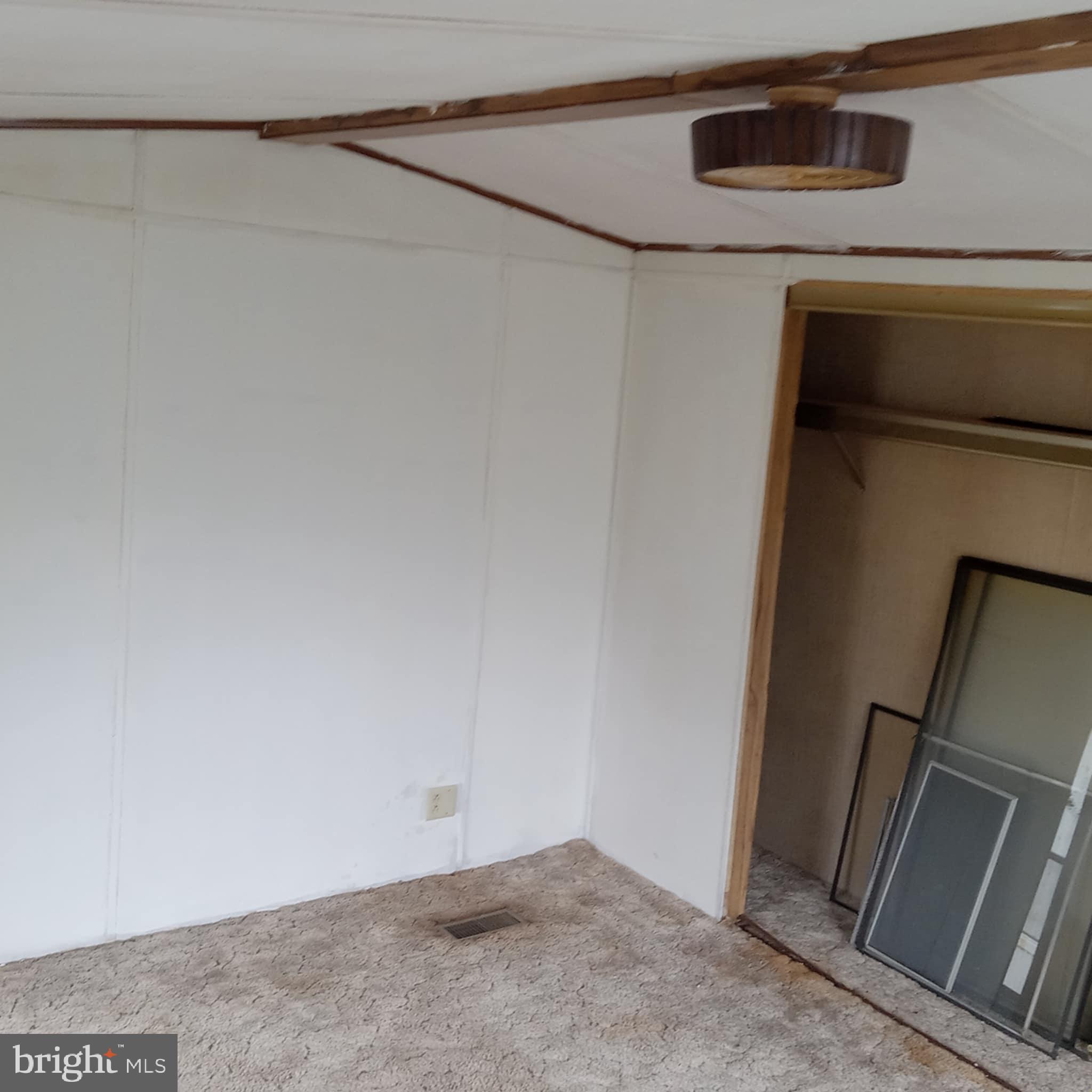 SILVER SPRING - Residential