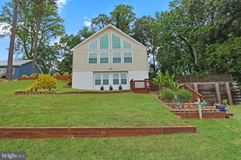 Homes For Sale - 6279 Wallops Mill Drive<br/> Accomack County, HORNTOWN, VA 23395