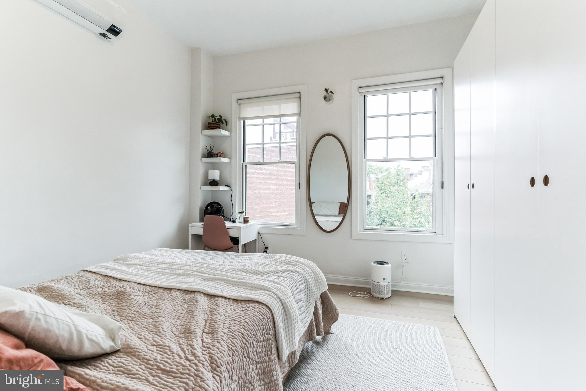 WASHINGTON SQ WEST - Residential Income