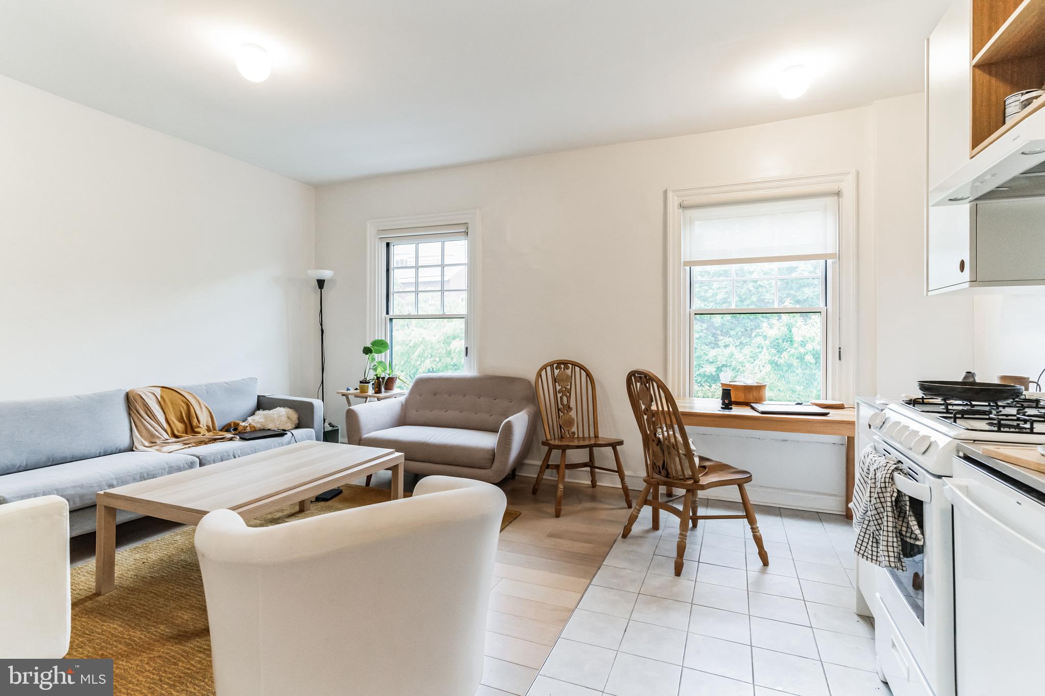 WASHINGTON SQ WEST - Residential Income