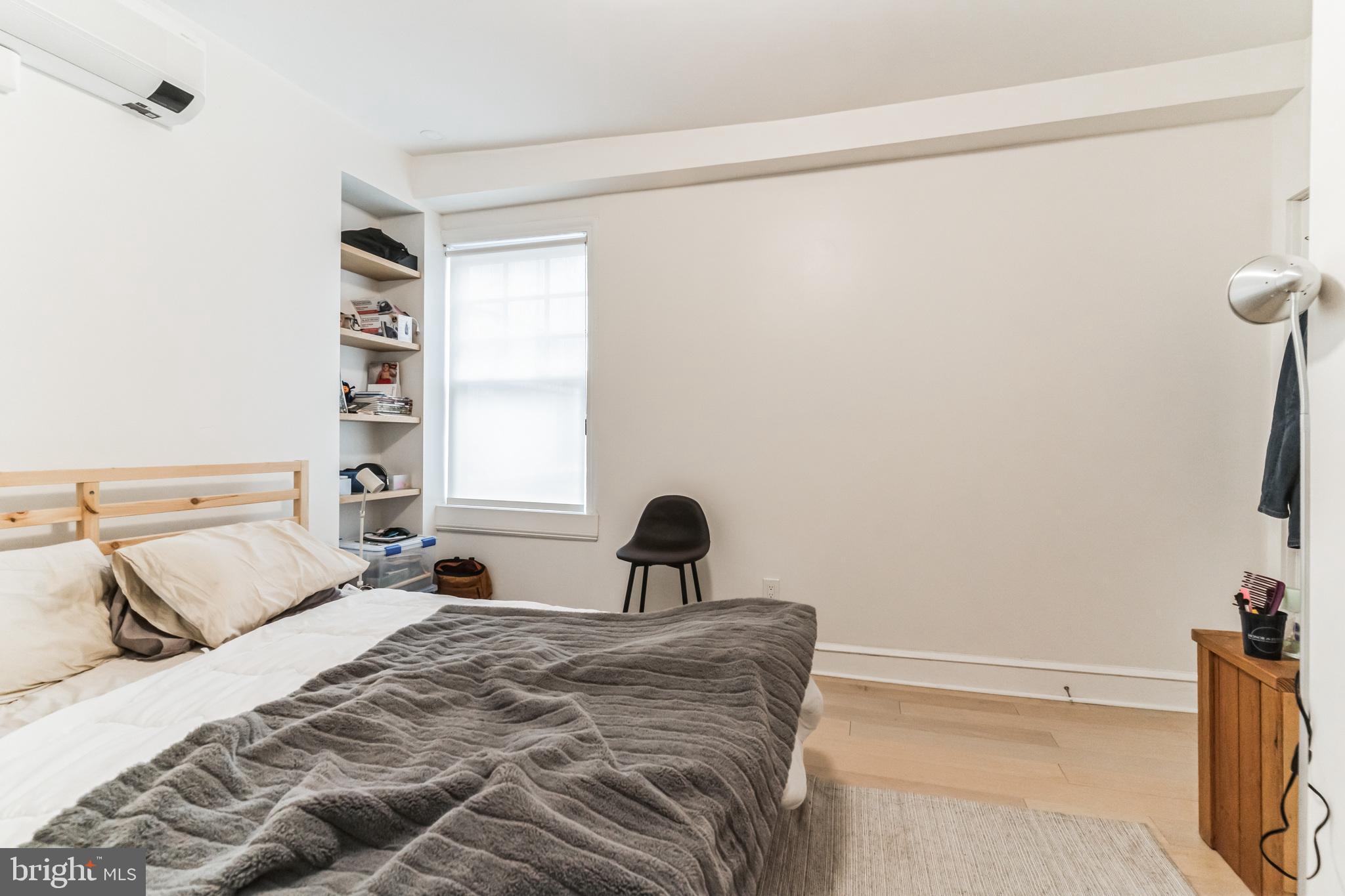 WASHINGTON SQ WEST - Residential Income