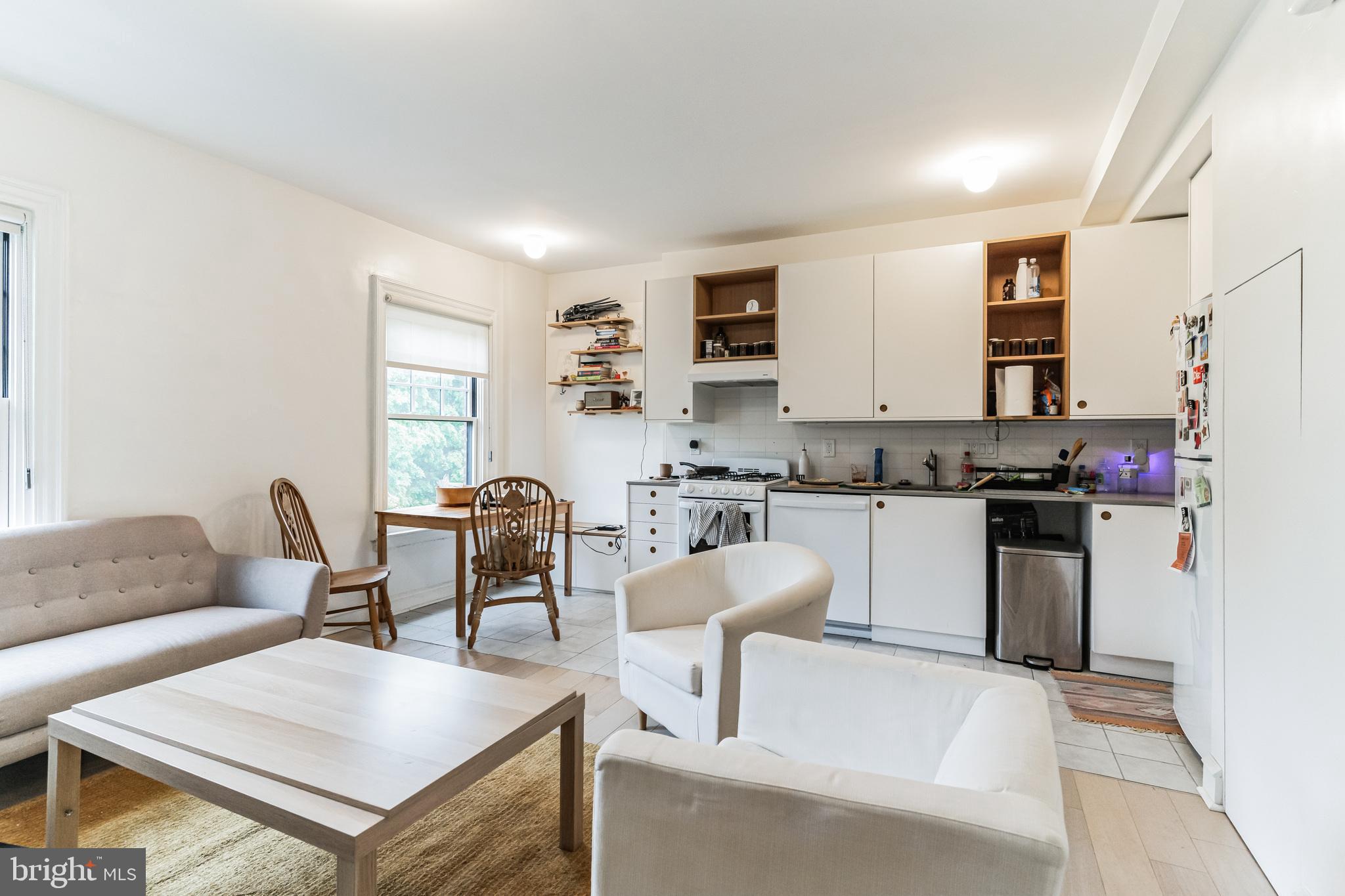 WASHINGTON SQ WEST - Residential Income
