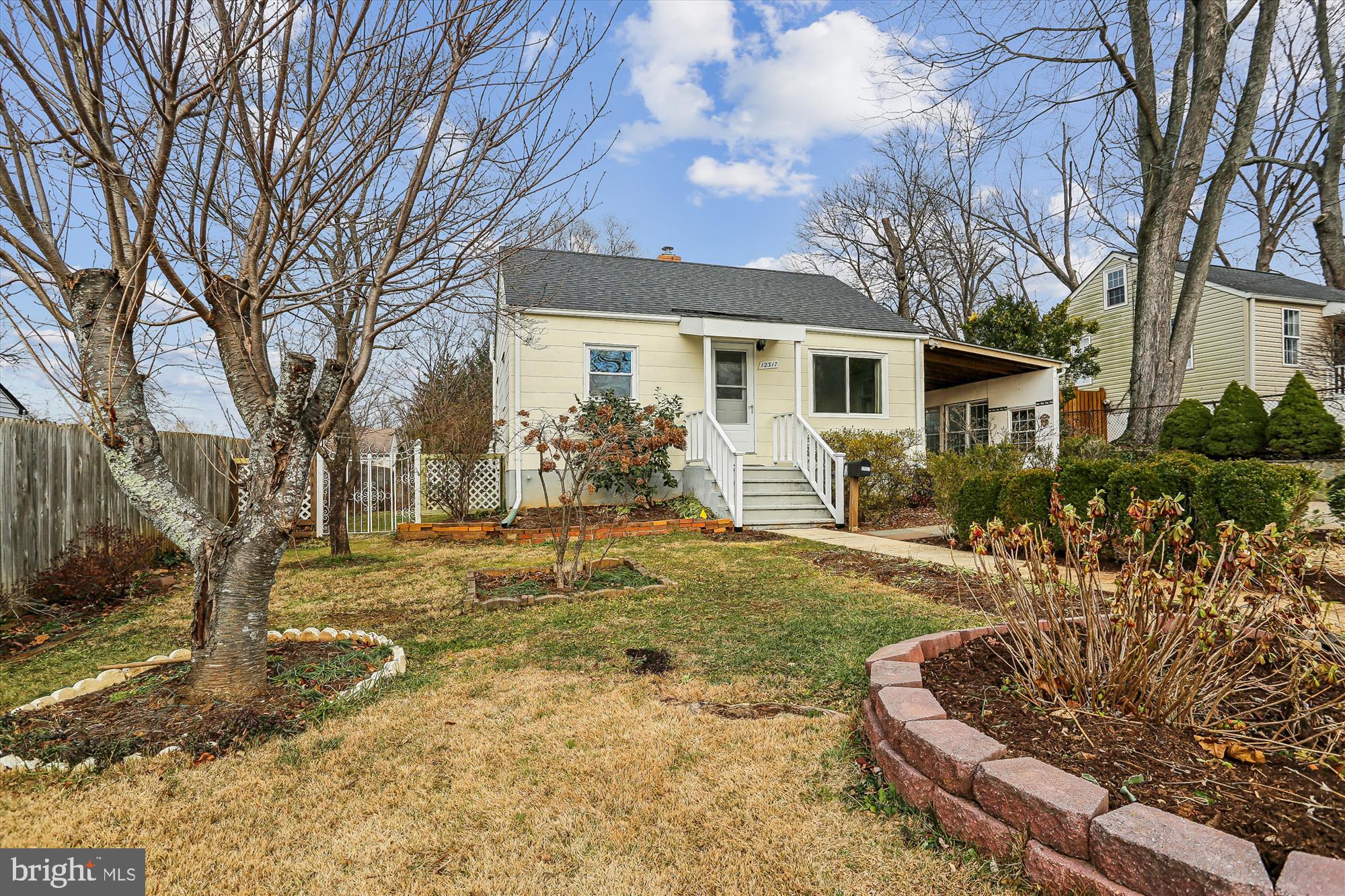 VEIRS MILL VILLAGE - Residential