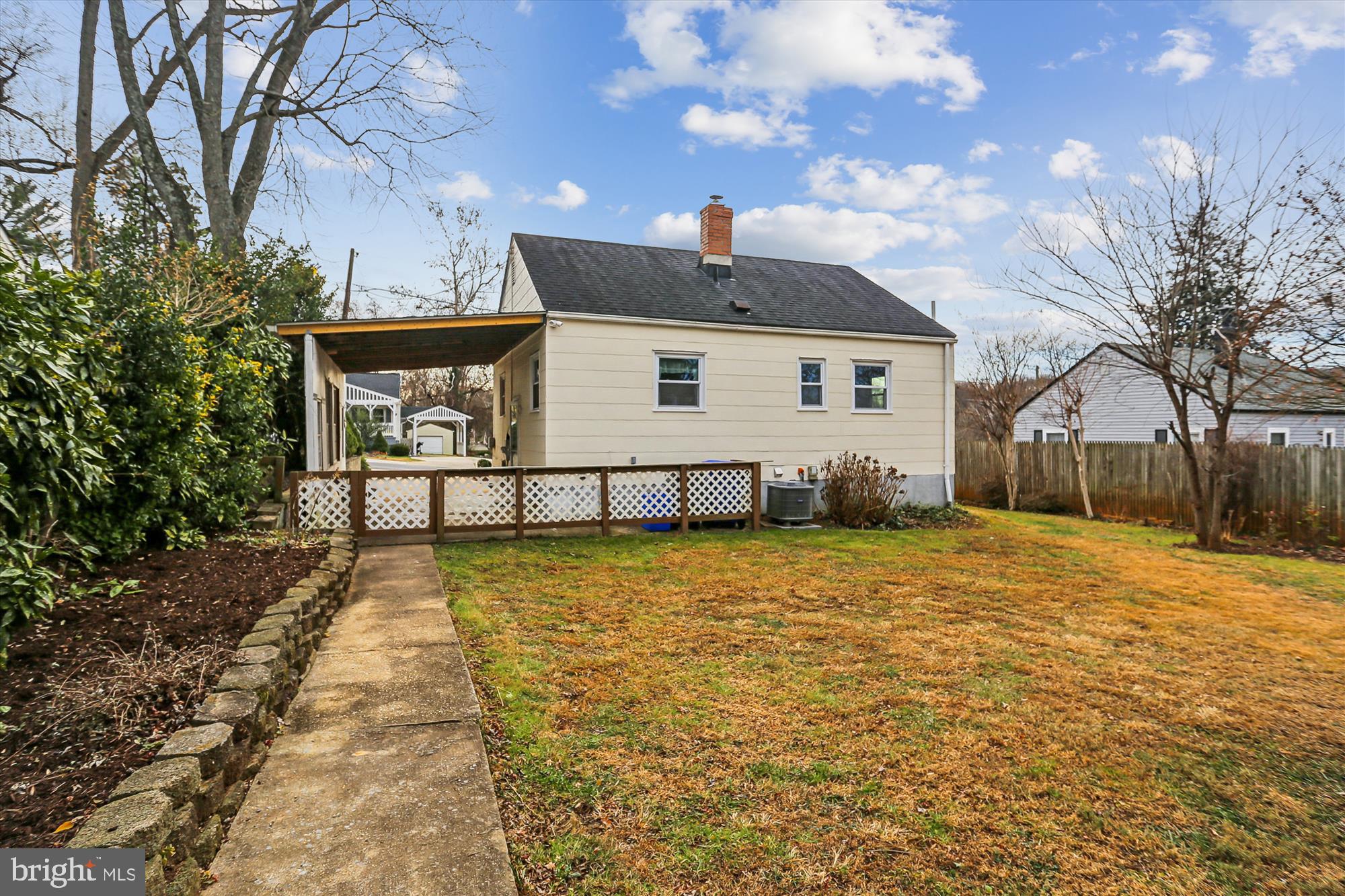 VEIRS MILL VILLAGE - Residential