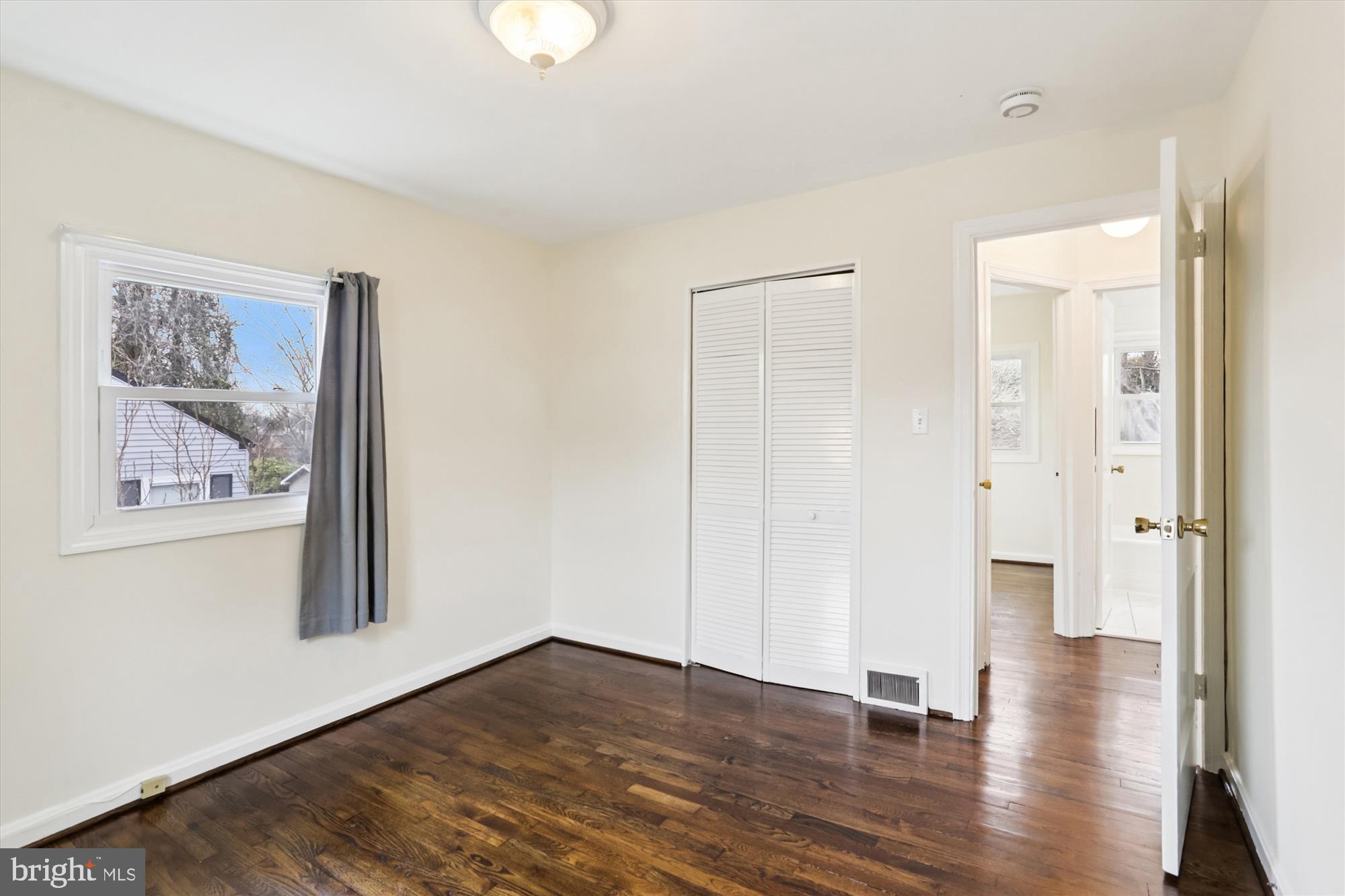 VEIRS MILL VILLAGE - Residential