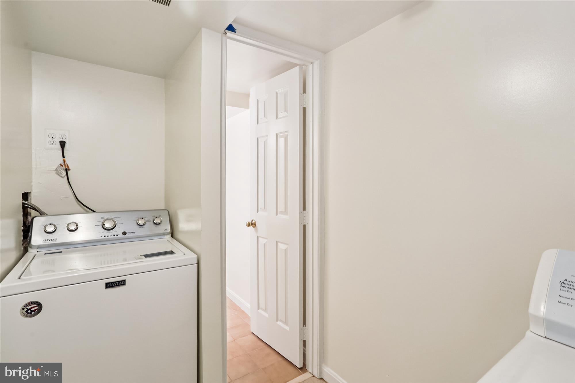 VEIRS MILL VILLAGE - Residential