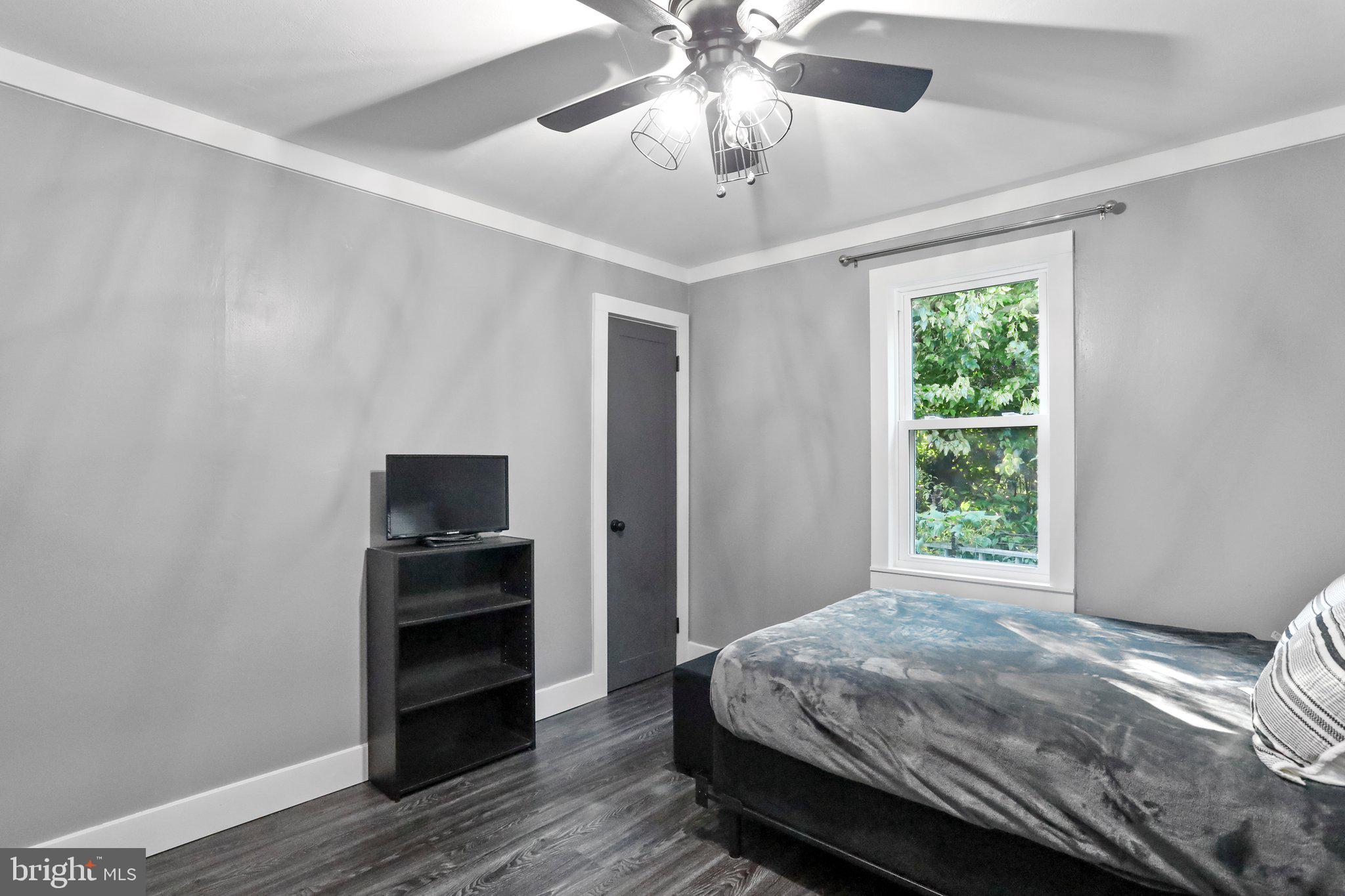 OAK RIDGE - Residential