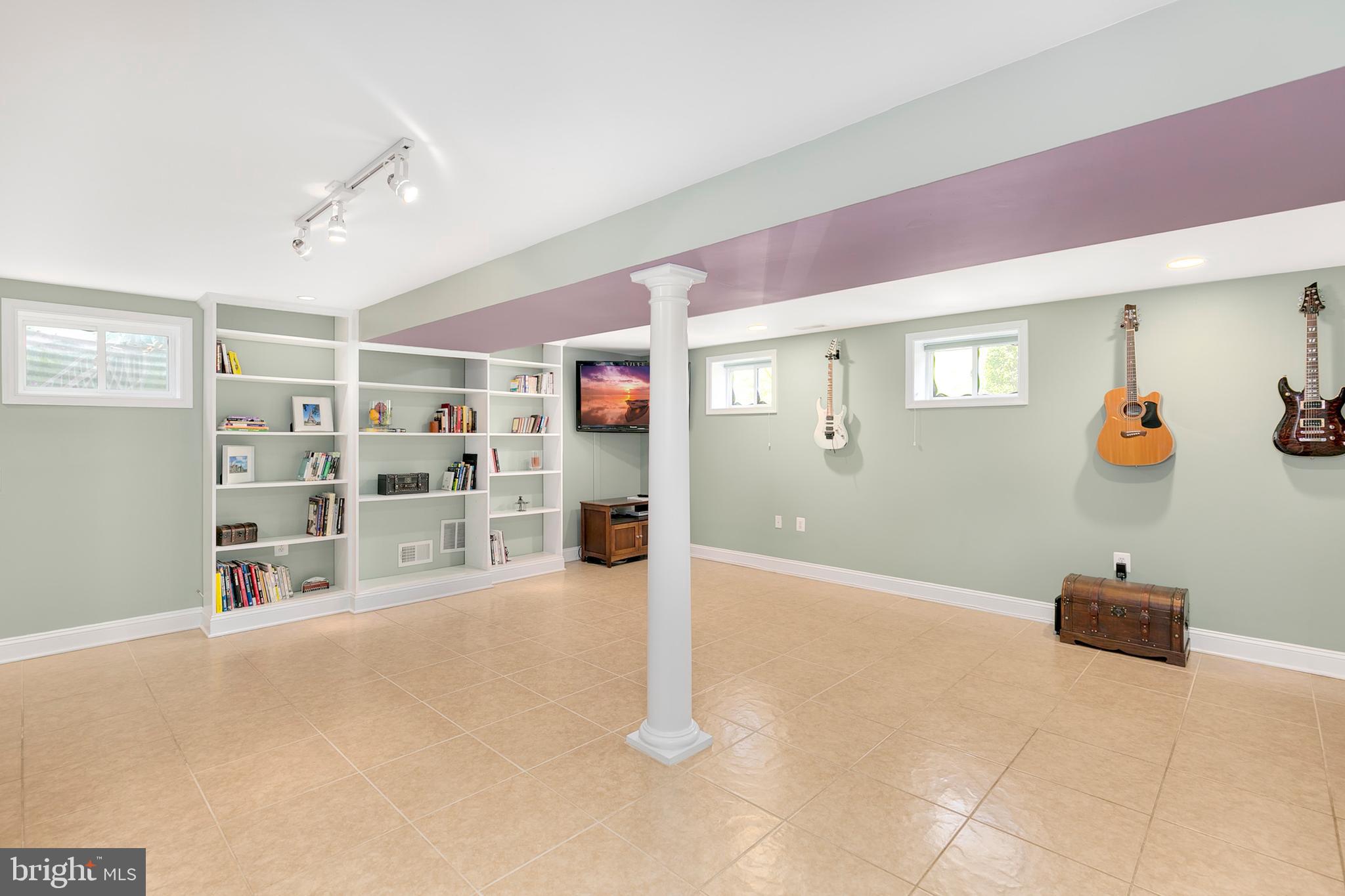 HIGHLAND VIEW - Residential