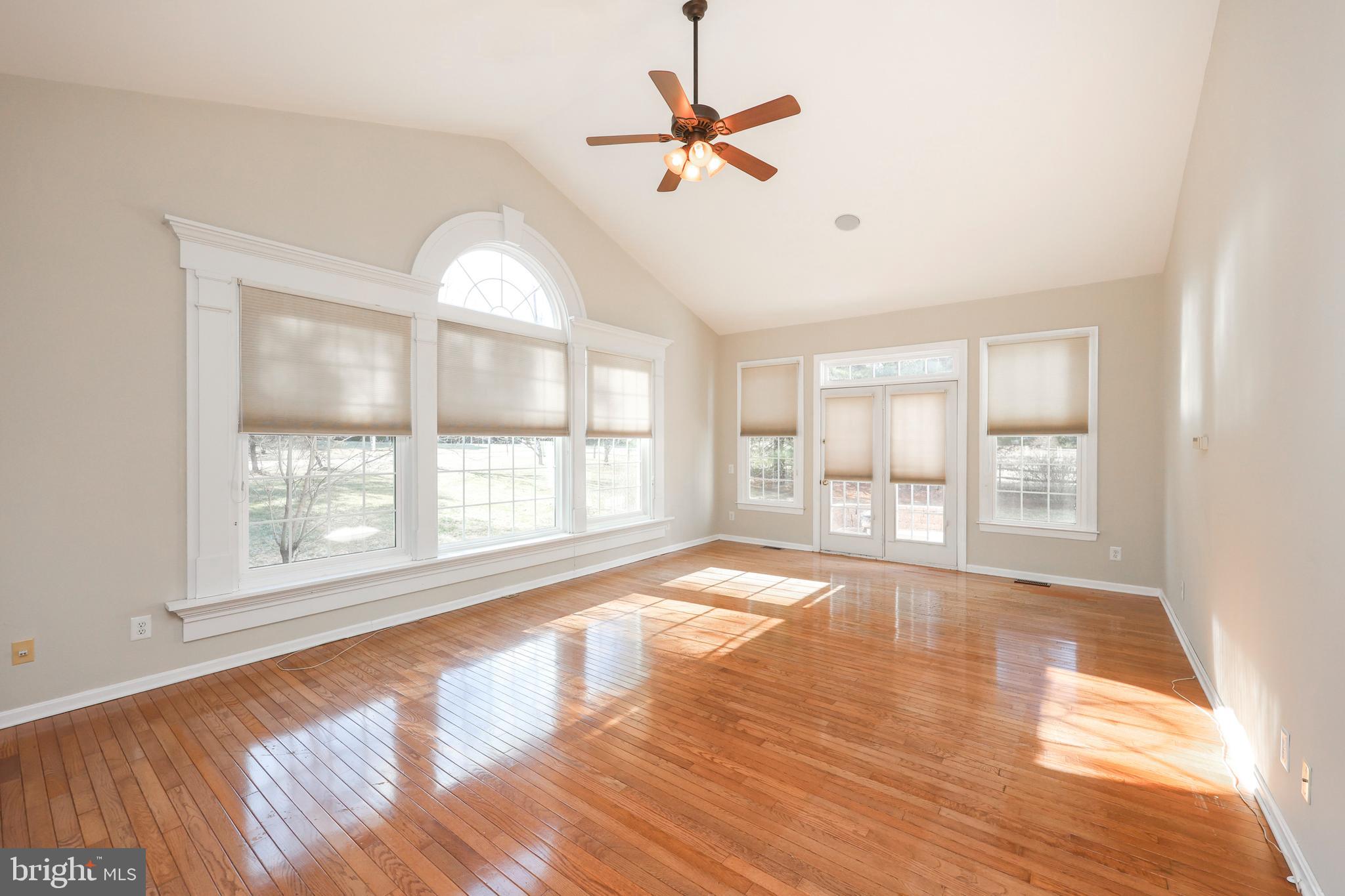 SMITHFIELD ESTATES - Residential