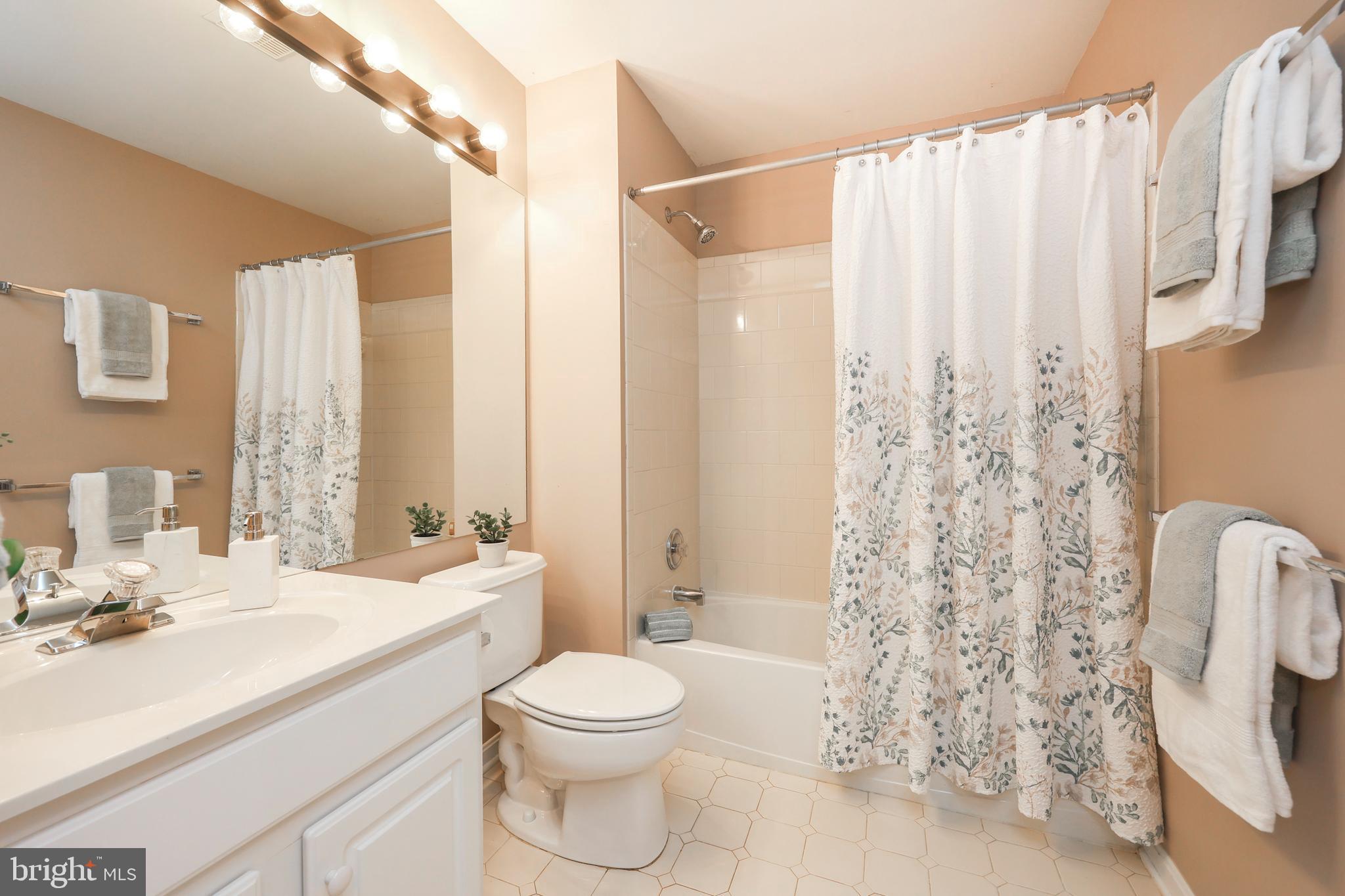 SMITHFIELD ESTATES - Residential