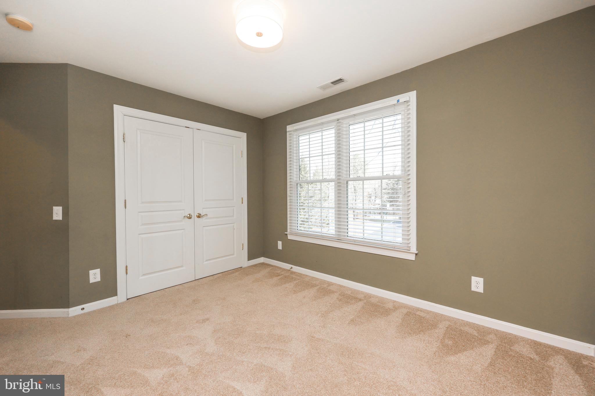 SMITHFIELD ESTATES - Residential