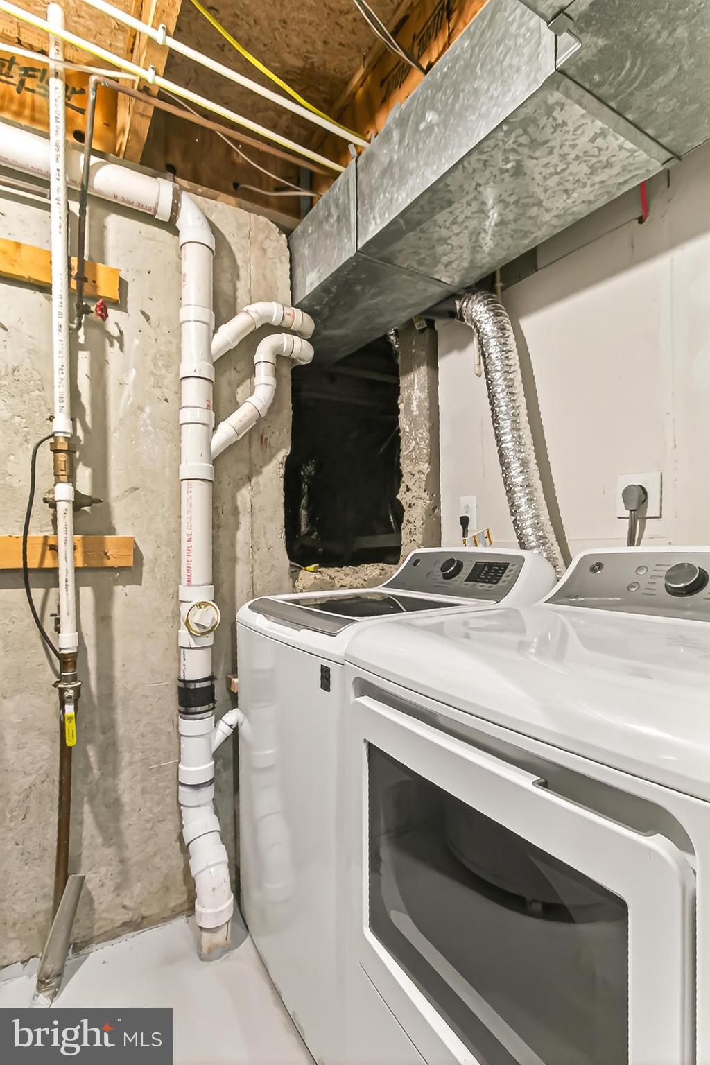 MIDDLETON TWO - Residential Lease