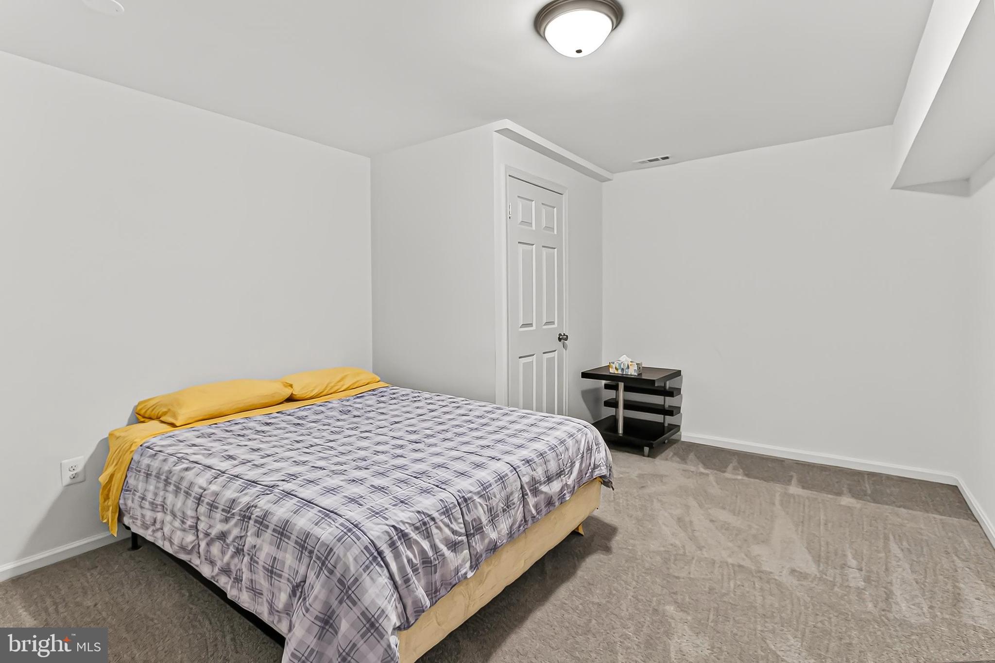 MIDDLETON TWO - Residential Lease