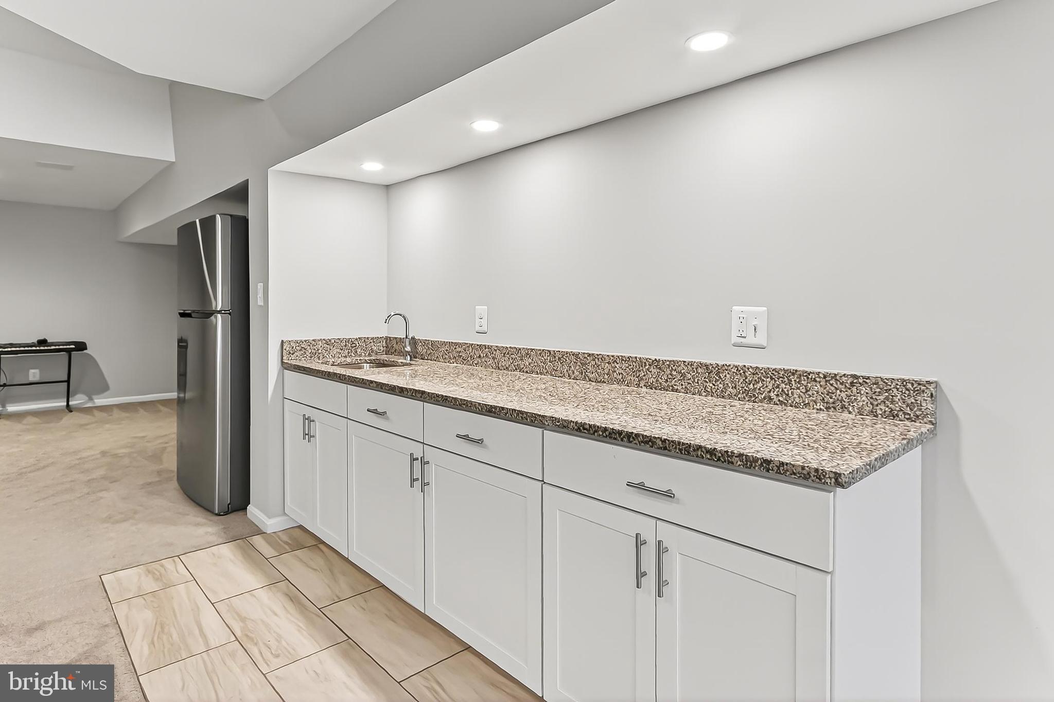 MIDDLETON TWO - Residential Lease