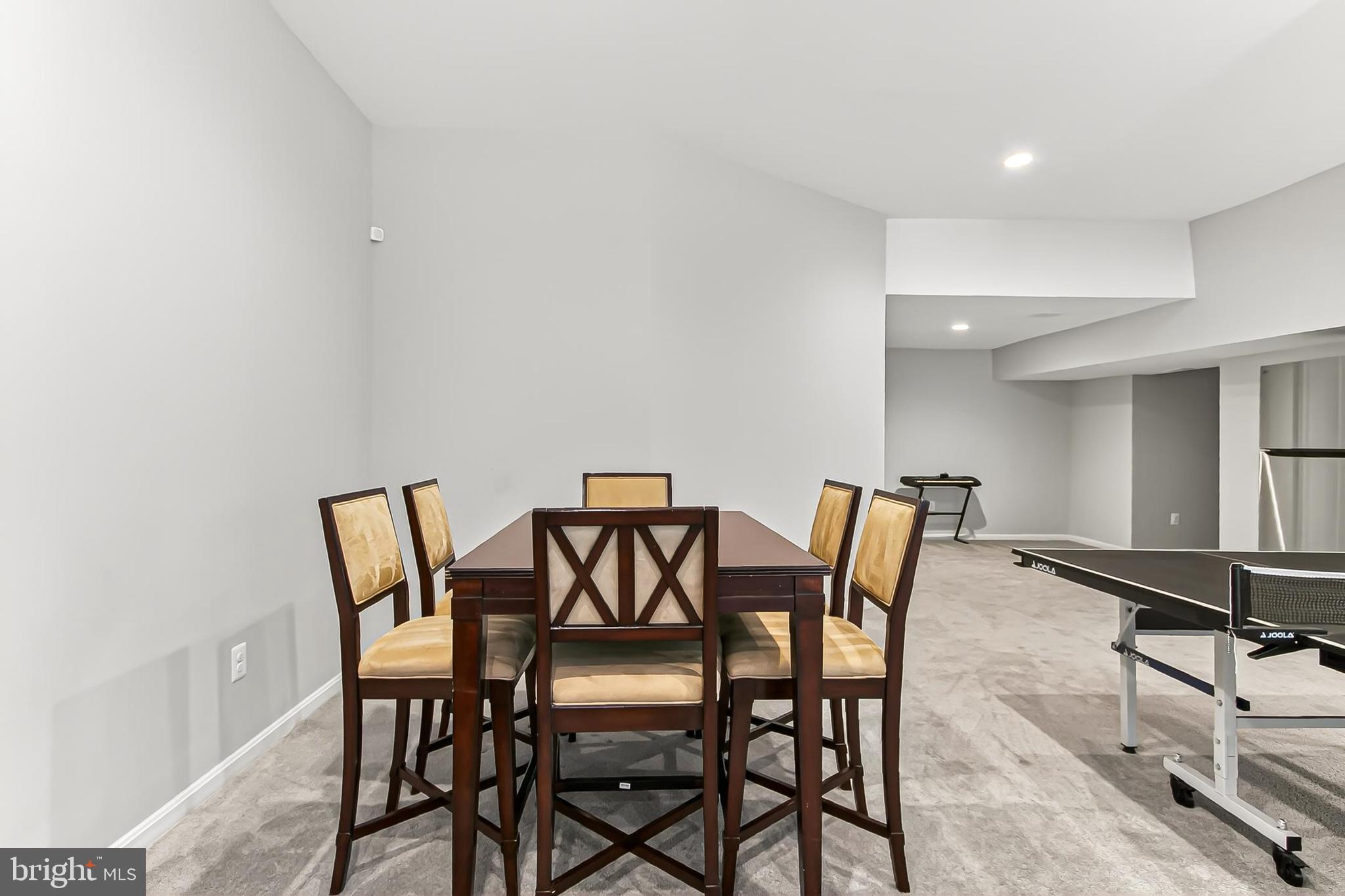 MIDDLETON TWO - Residential Lease