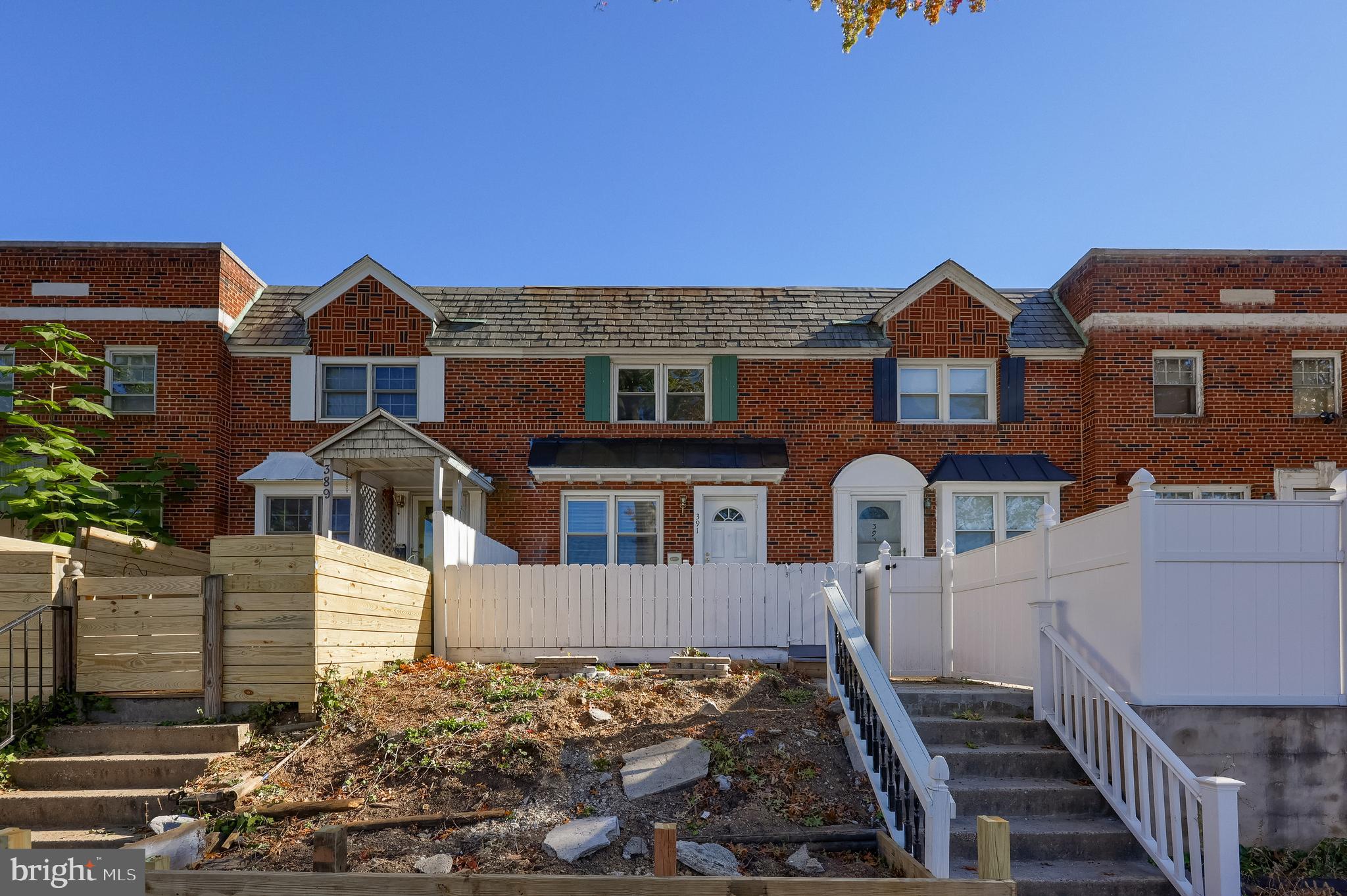 MELROSE GARDENS - Residential