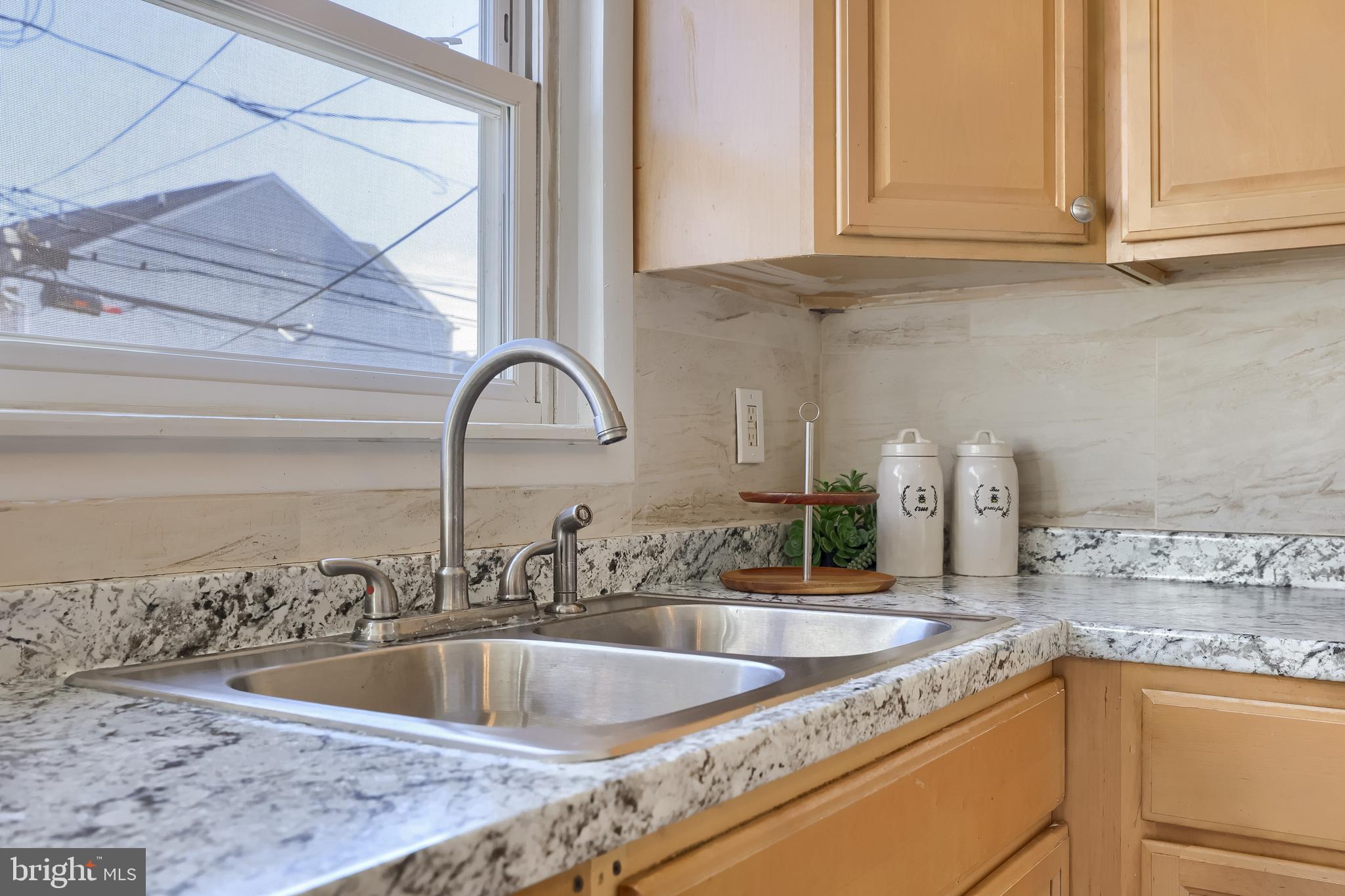 MELROSE GARDENS - Residential