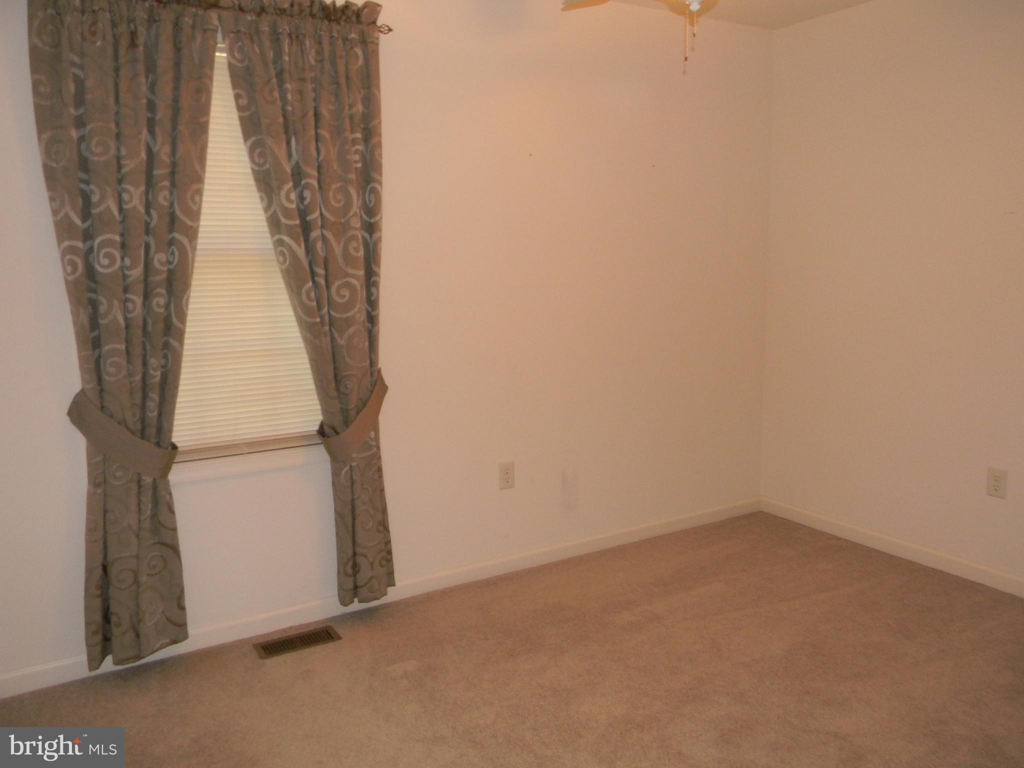 CHESAPEAKE CLUB - Residential Lease