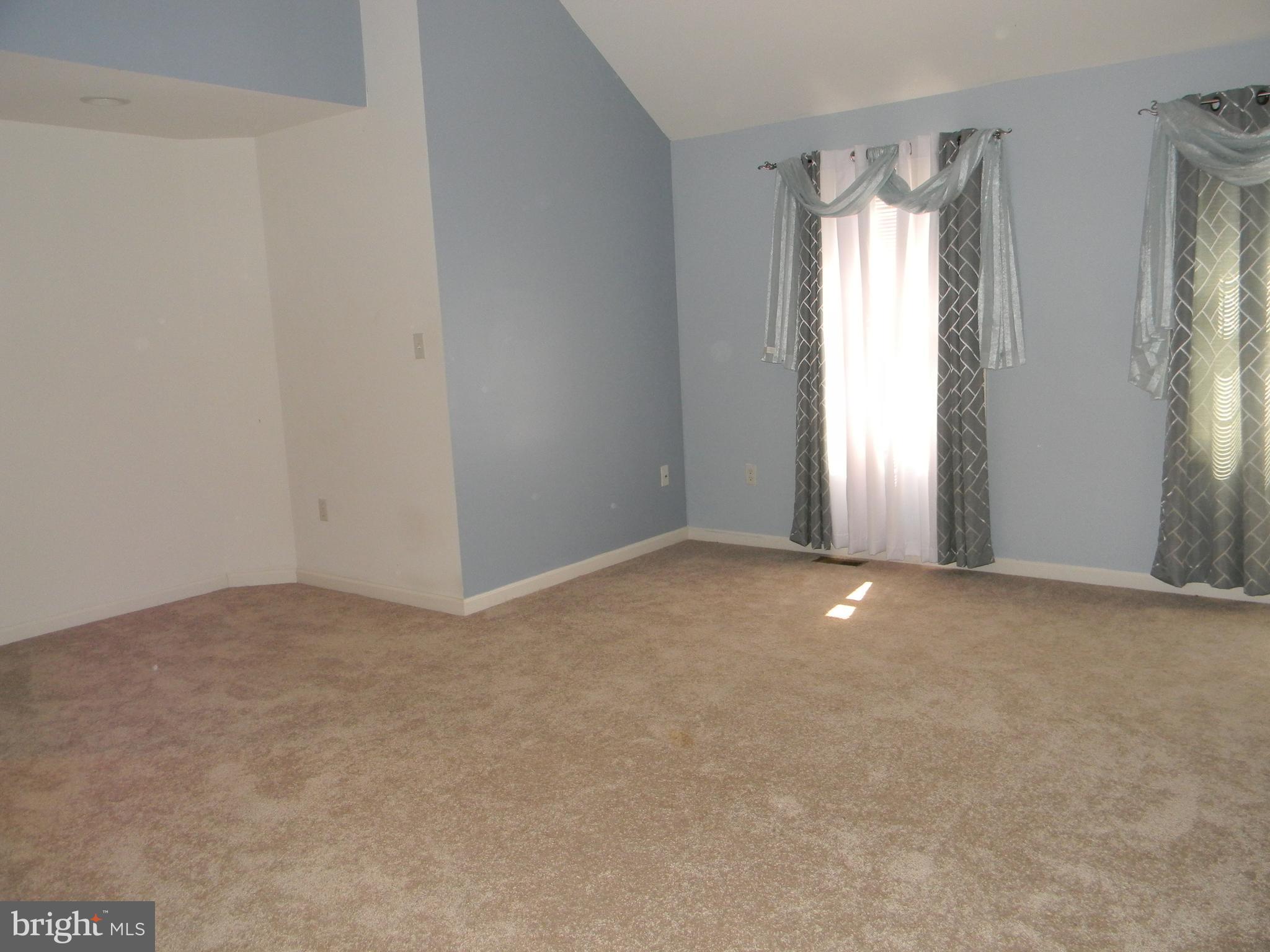 CHESAPEAKE CLUB - Residential Lease