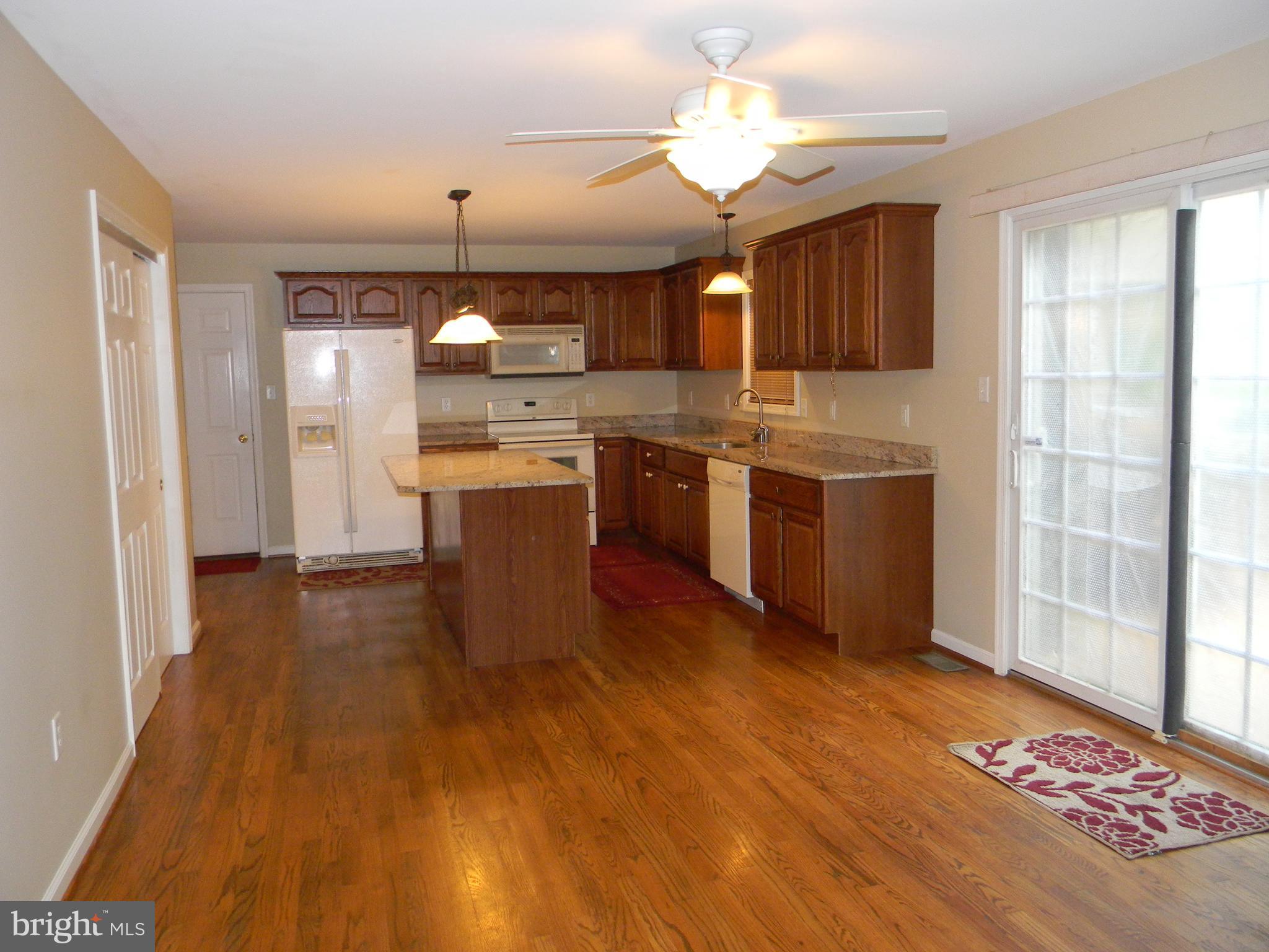 CHESAPEAKE CLUB - Residential Lease