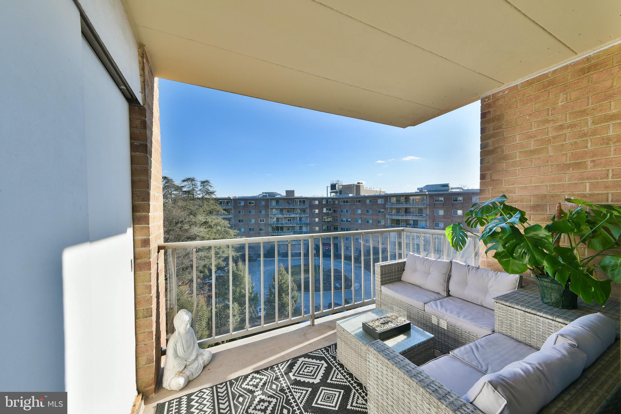 BEAVER HILL - Residential