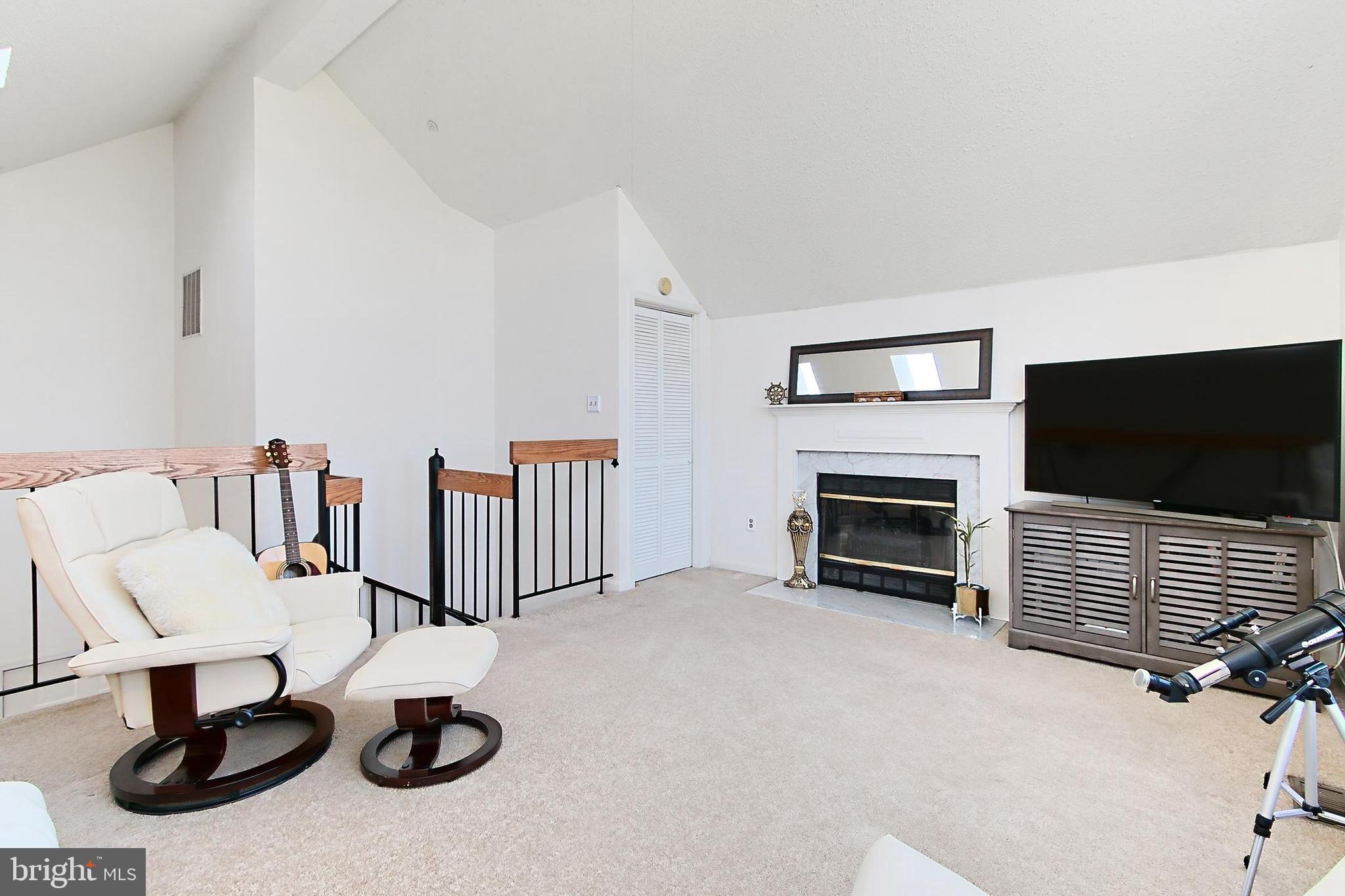 KINGSTOWNE - Residential