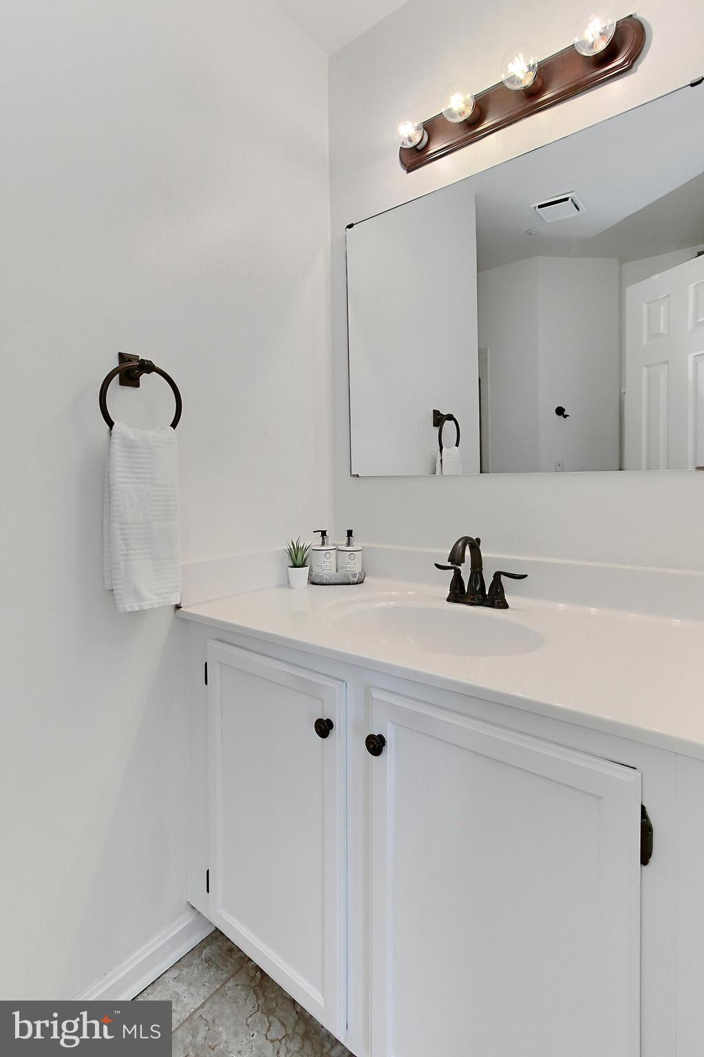 KINGSTOWNE - Residential