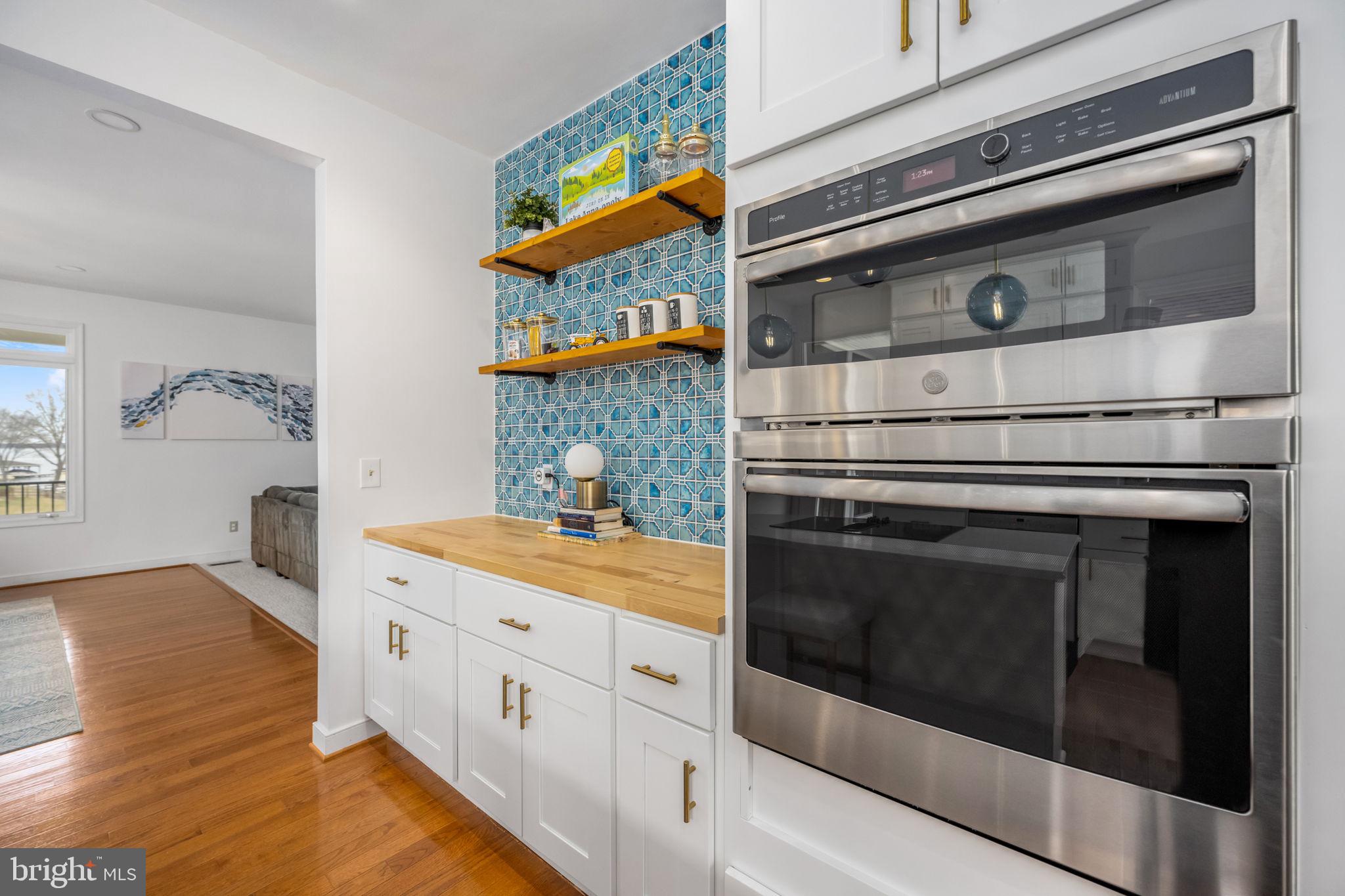 PLEASANT VIEW - Residential