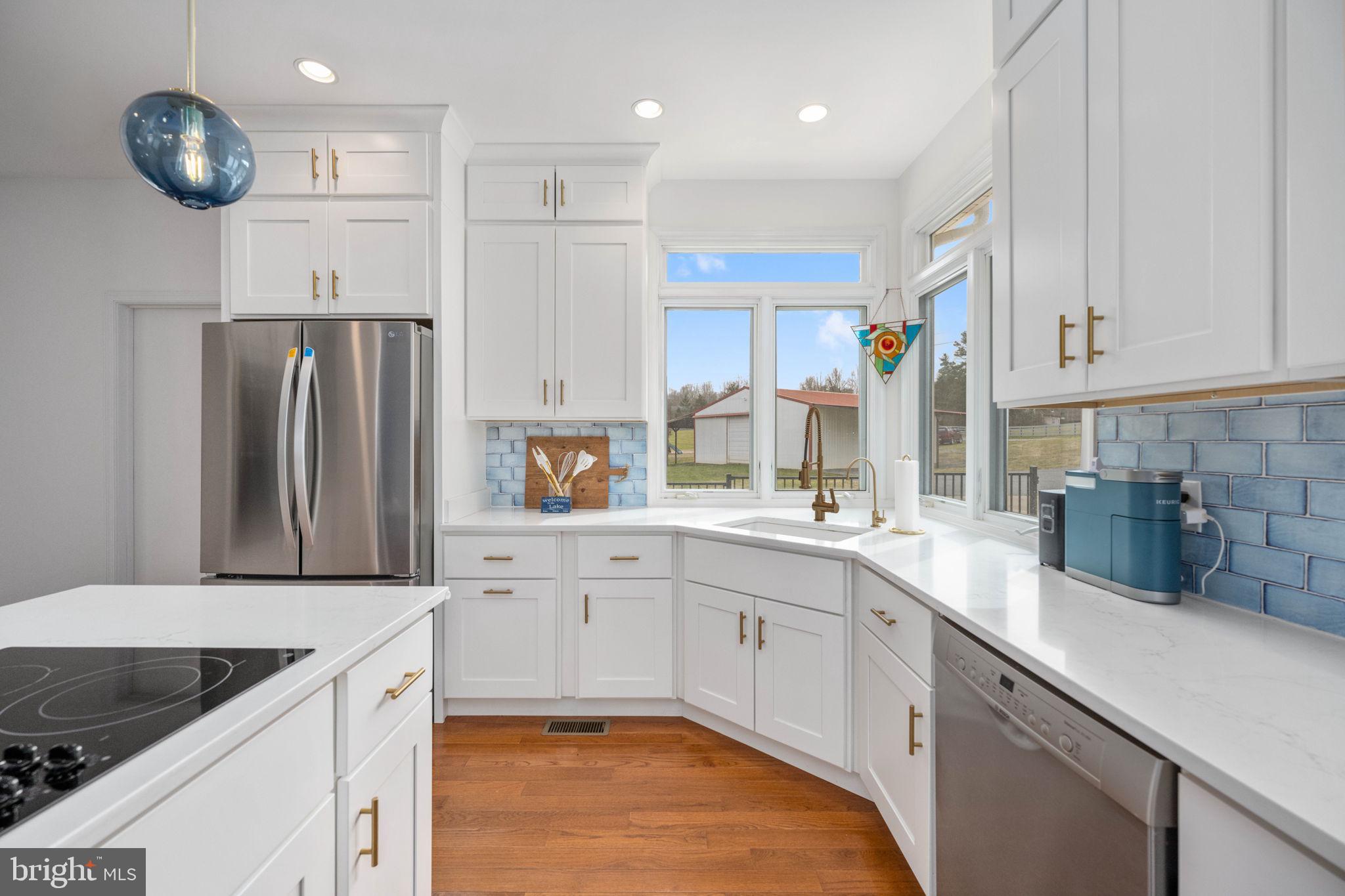 PLEASANT VIEW - Residential