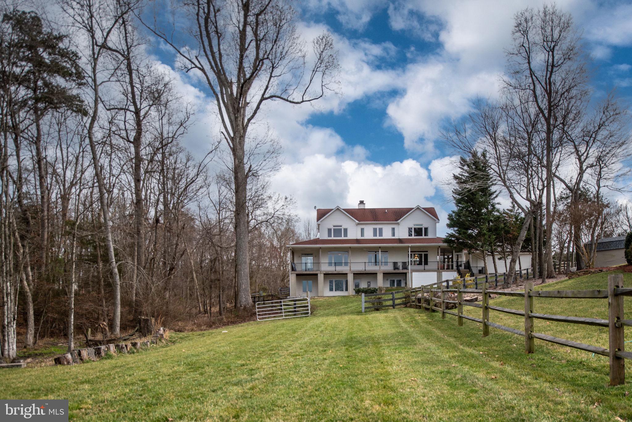PLEASANT VIEW - Residential