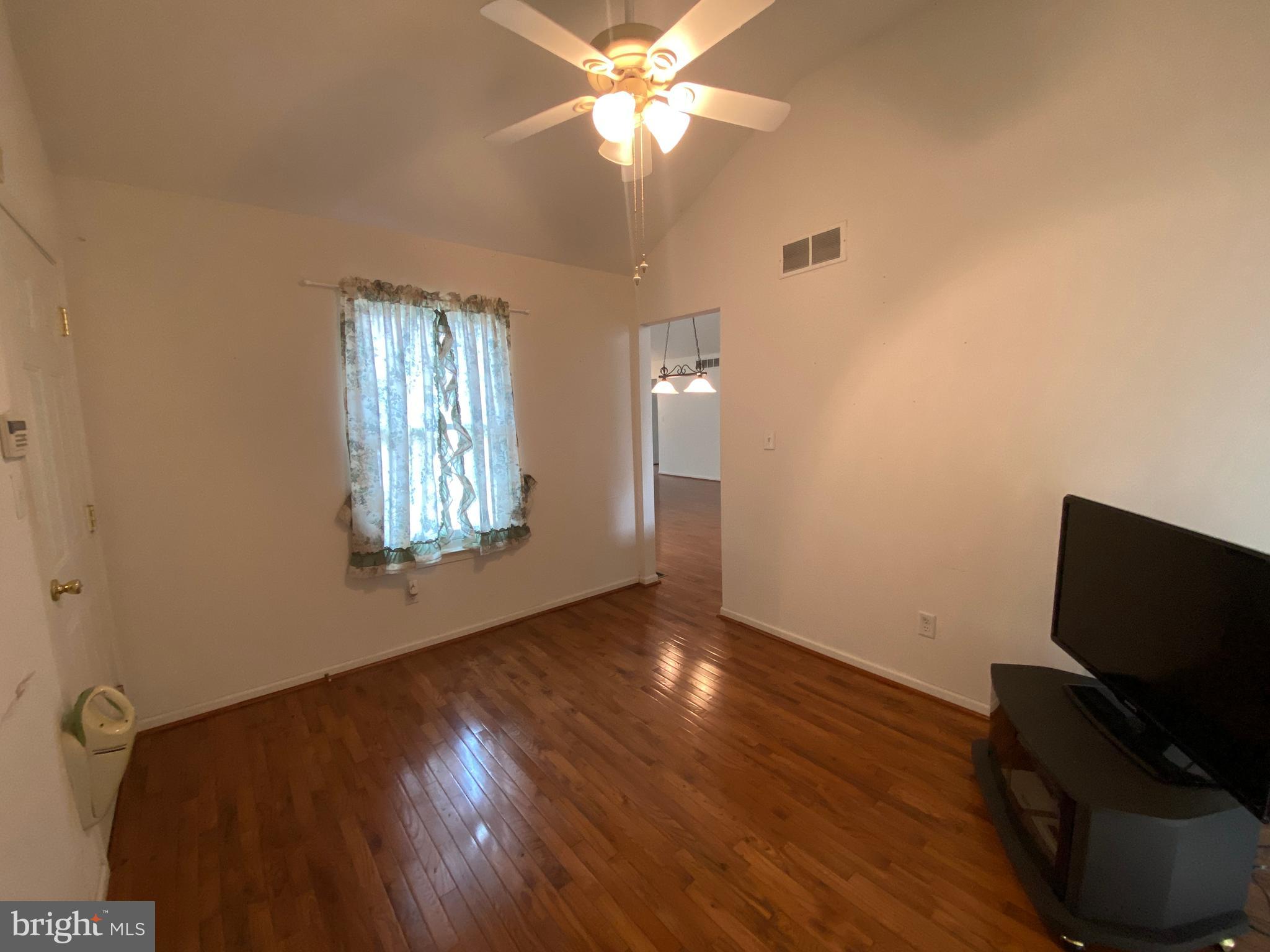 SUNNYSIDE VILLAGE - Residential