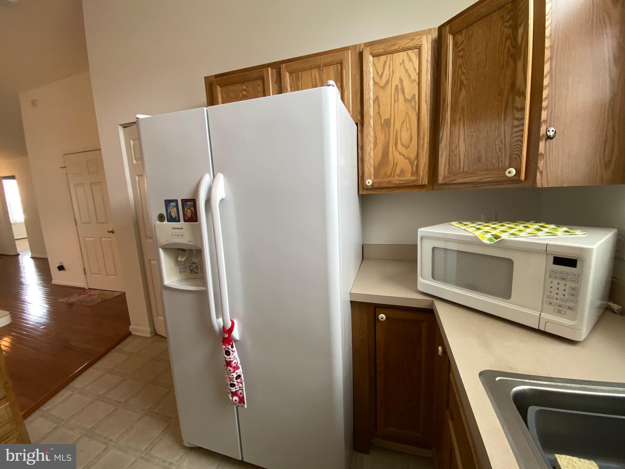 SUNNYSIDE VILLAGE - Residential