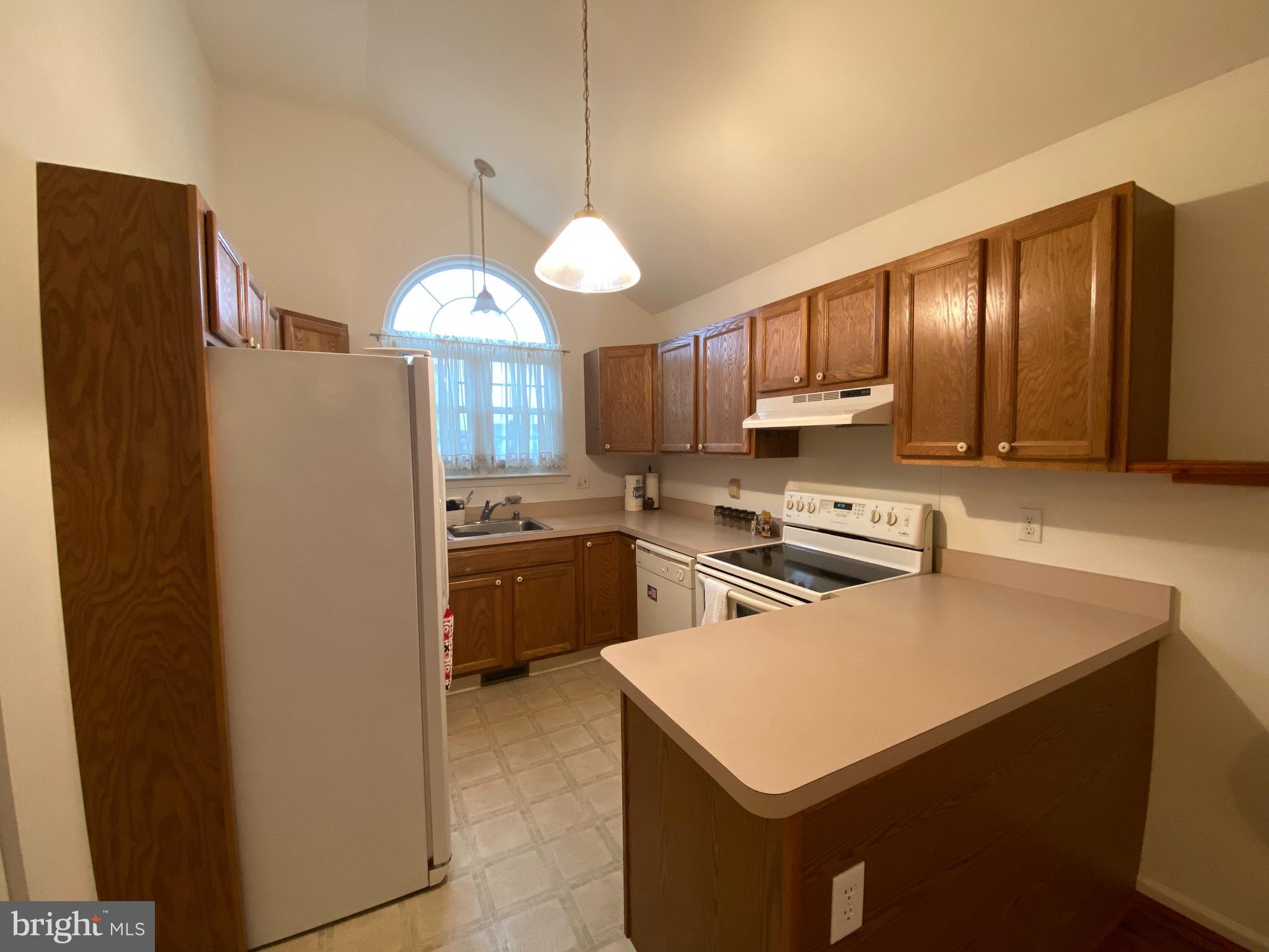 SUNNYSIDE VILLAGE - Residential