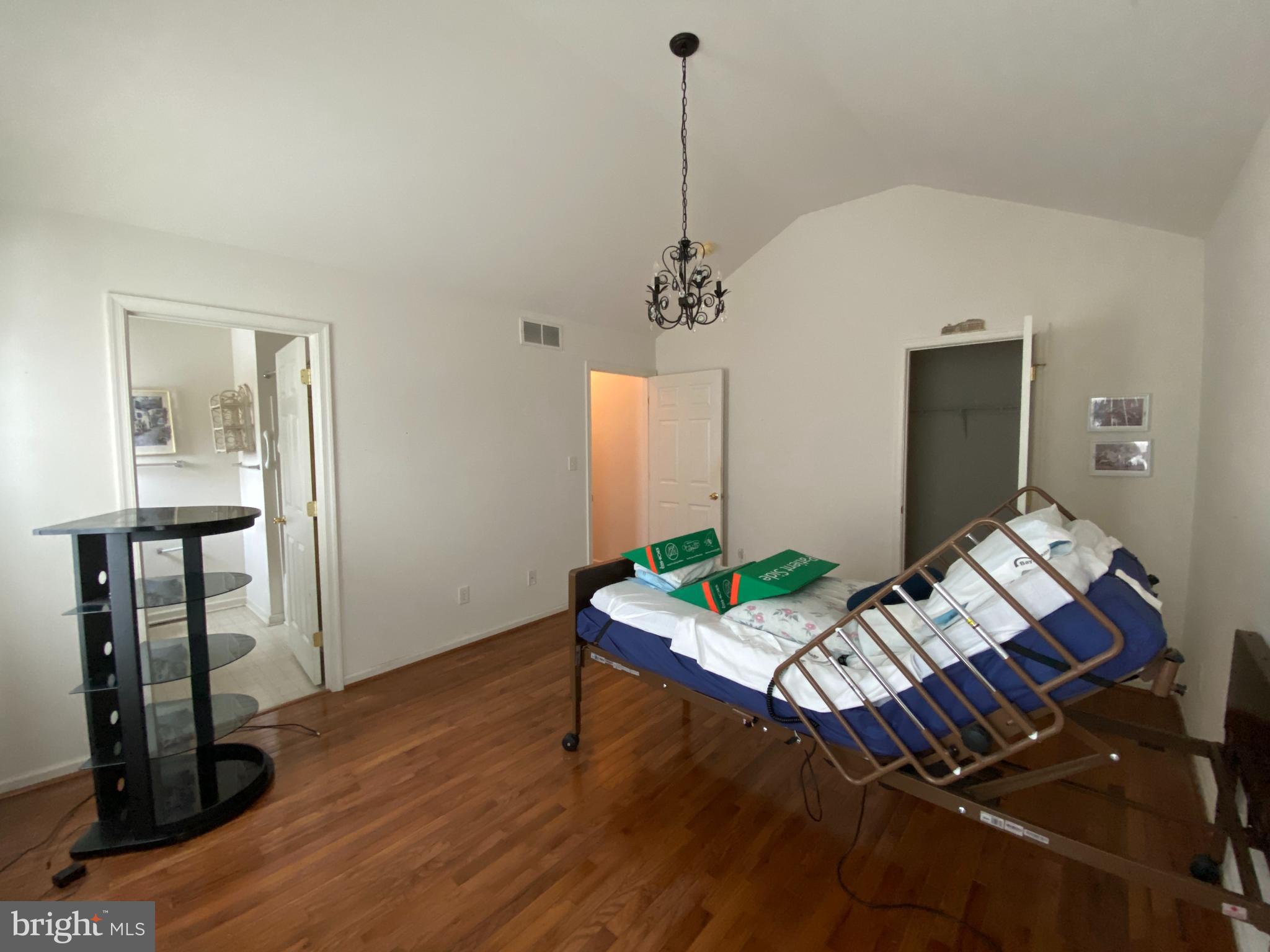 SUNNYSIDE VILLAGE - Residential